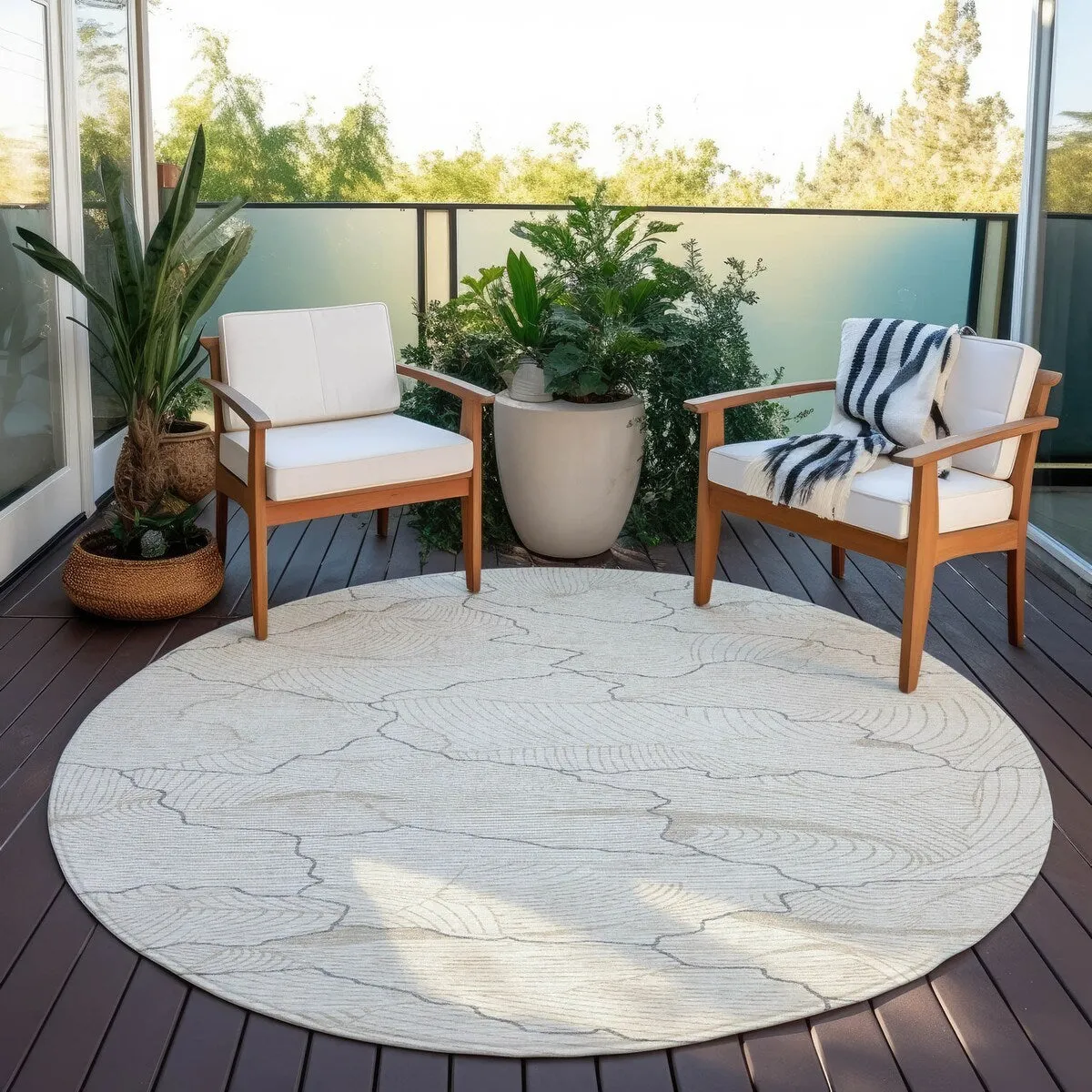Machine Washable Indoor/ Outdoor Abstract Crackle Chantille Rug