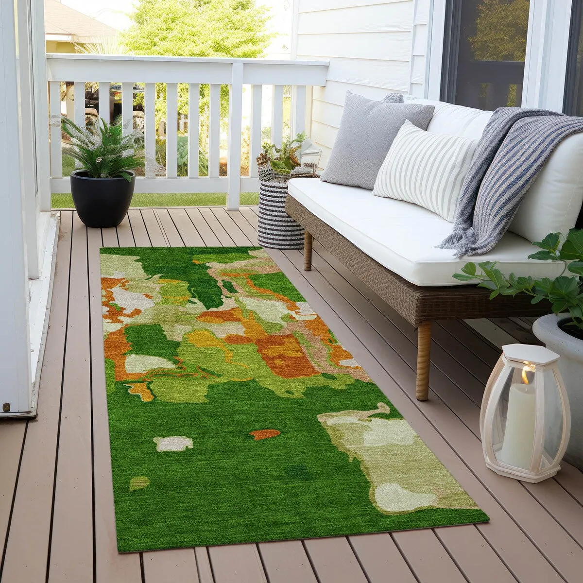 Machine Washable Indoor/ Outdoor Abstract Glam Chantille Rug
