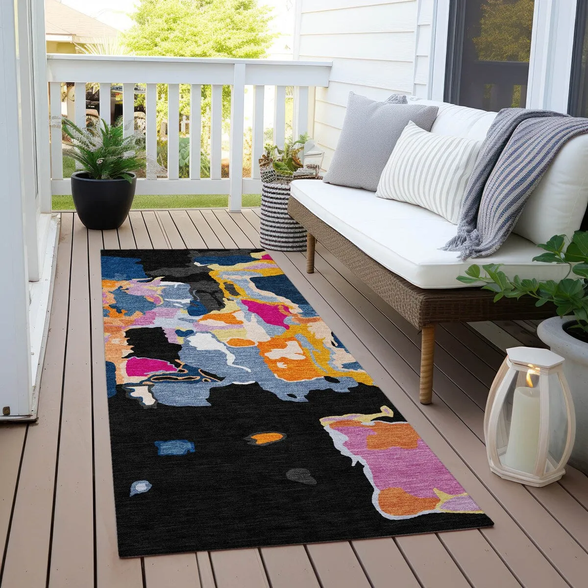 Machine Washable Indoor/ Outdoor Abstract Glam Chantille Rug