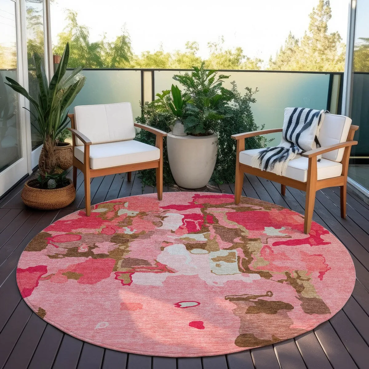 Machine Washable Indoor/ Outdoor Abstract Glam Chantille Rug