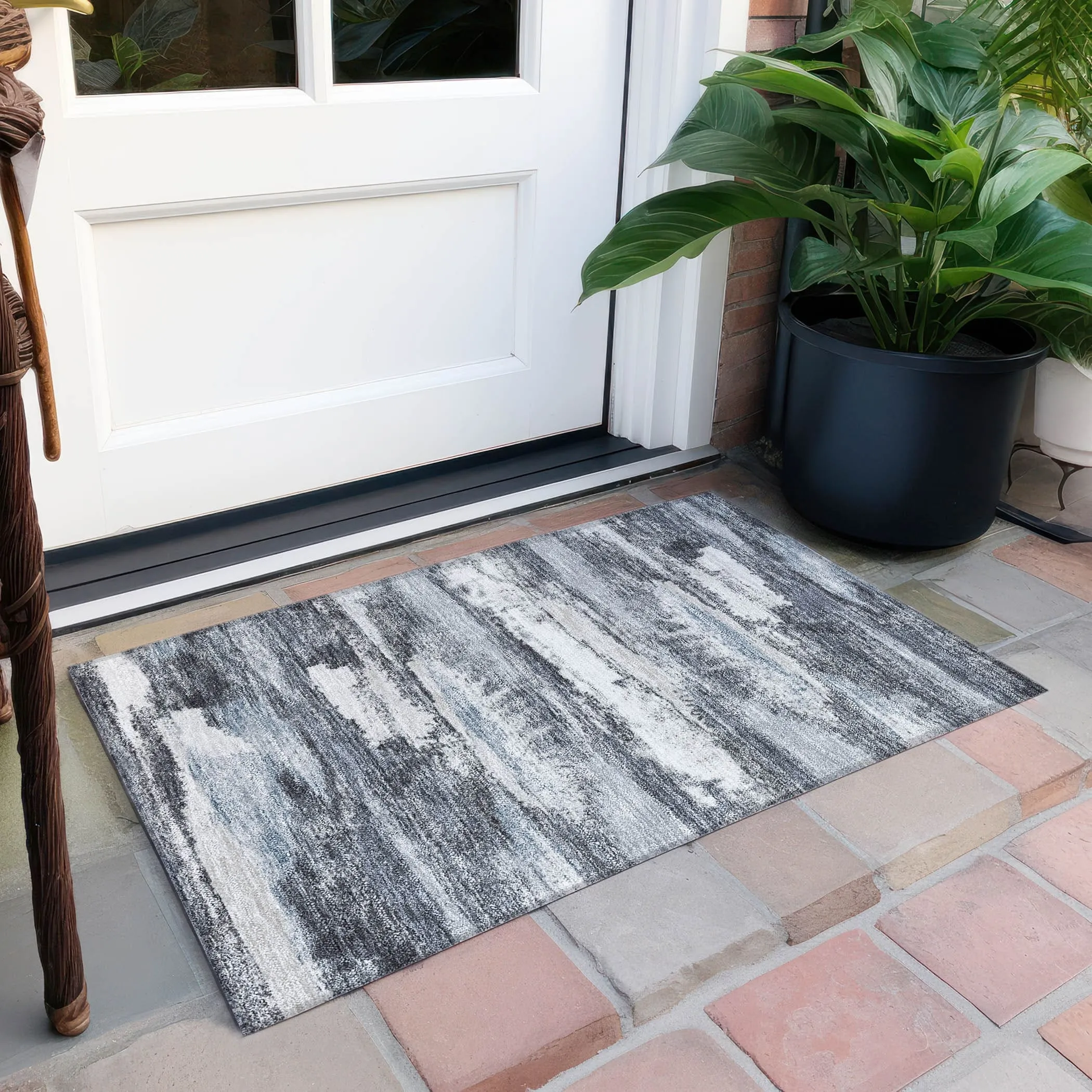 Machine Washable Indoor/ Outdoor Abstract Modern Chantille Rug