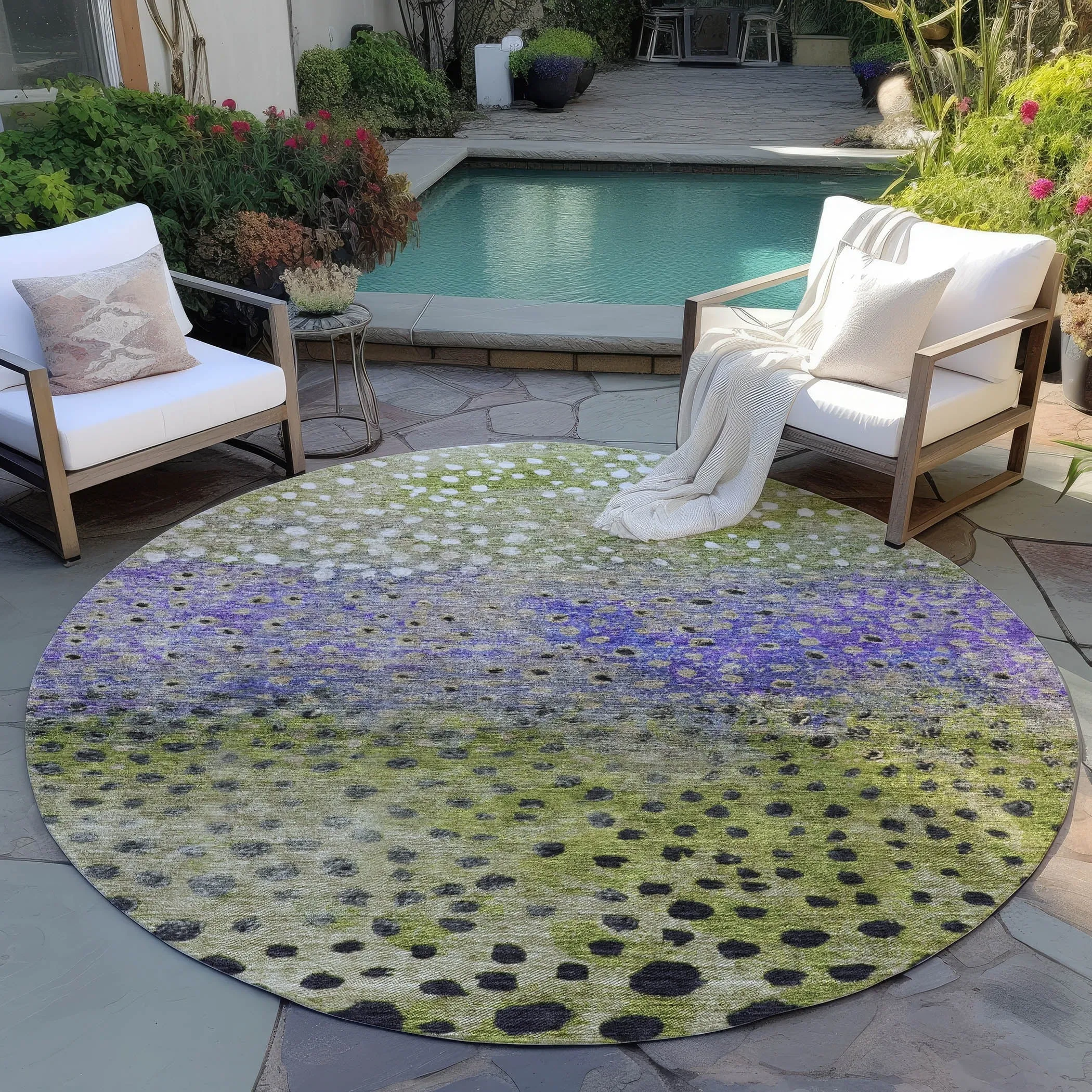 Machine Washable Indoor/ Outdoor Abstract Modern Chantille Rug