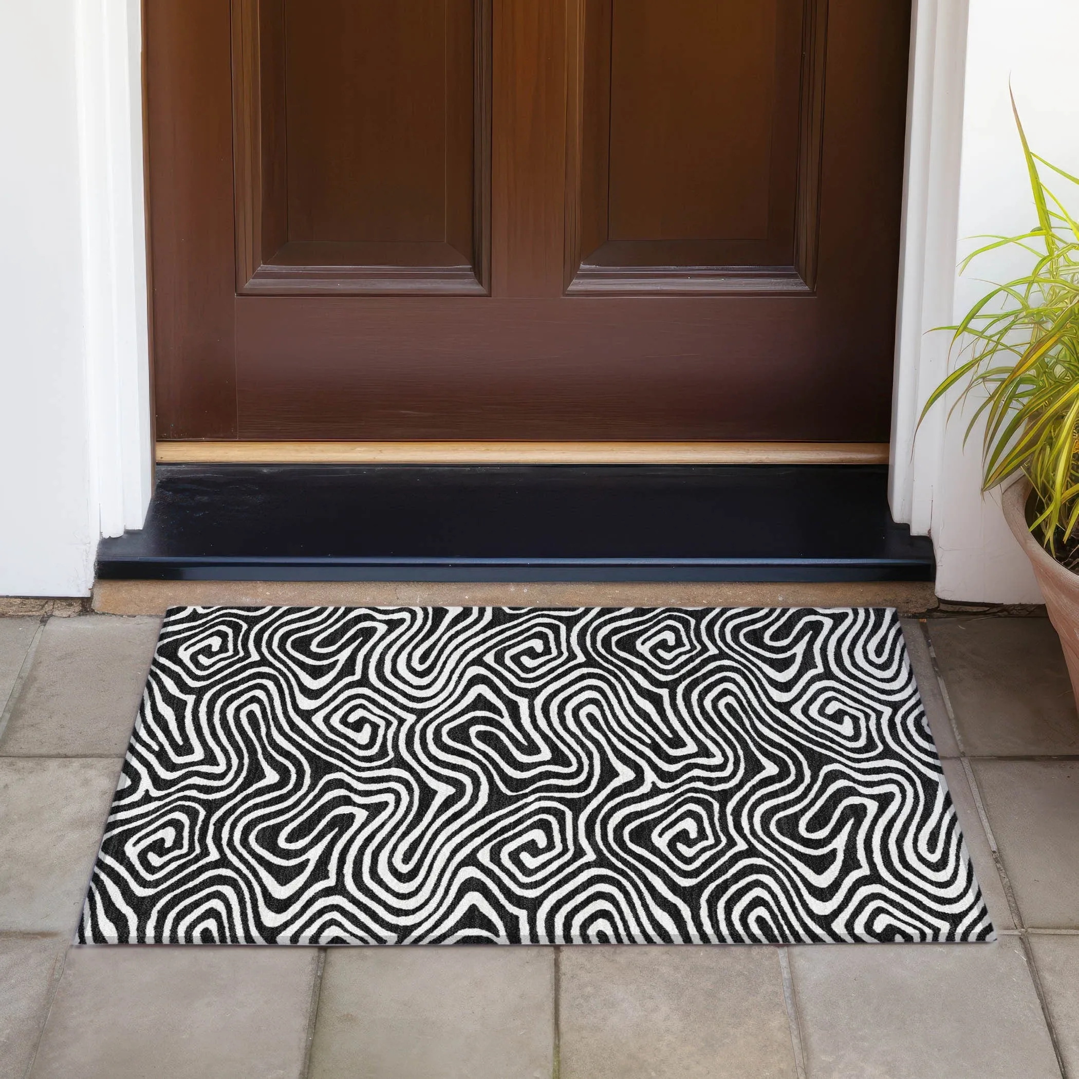 Machine Washable Indoor/ Outdoor Abstract Modern Chantille Rug