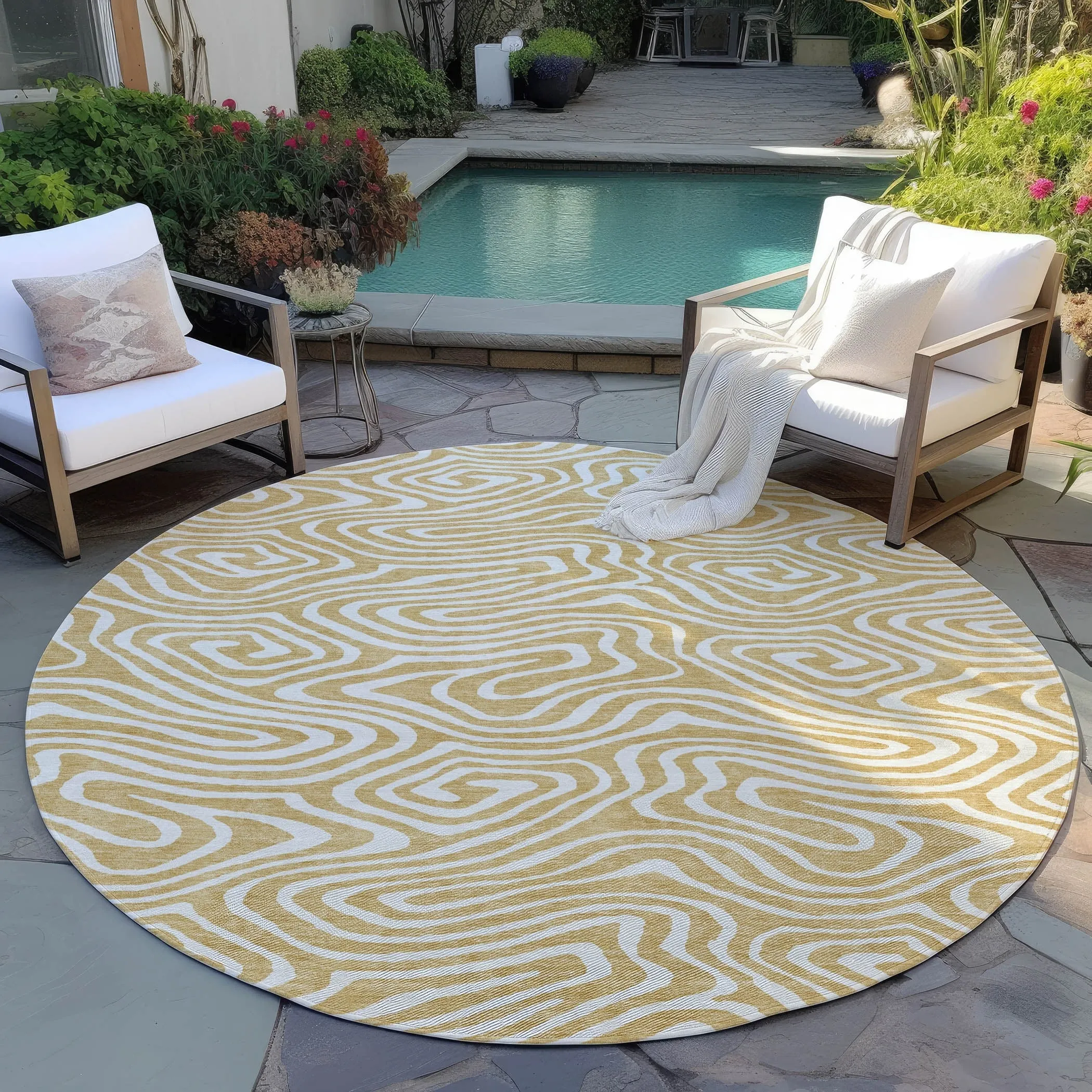 Machine Washable Indoor/ Outdoor Abstract Modern Chantille Rug