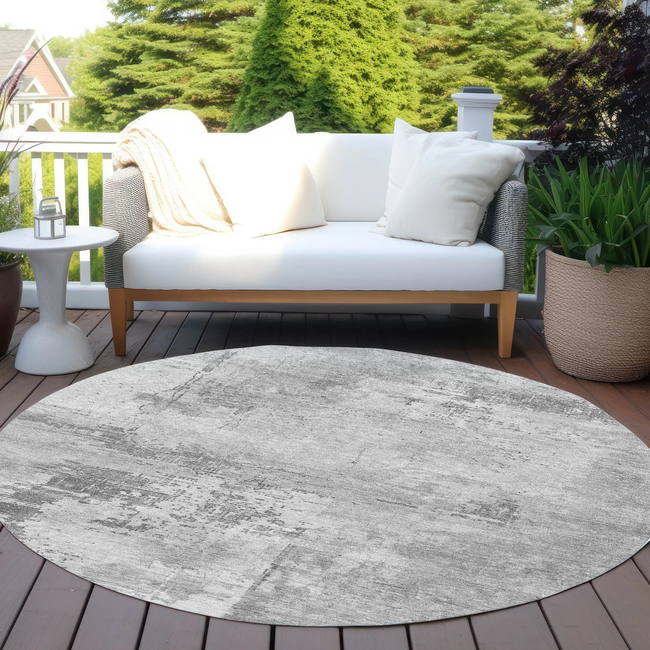 Machine Washable Indoor/ Outdoor Abstract Modern Chantille Rug