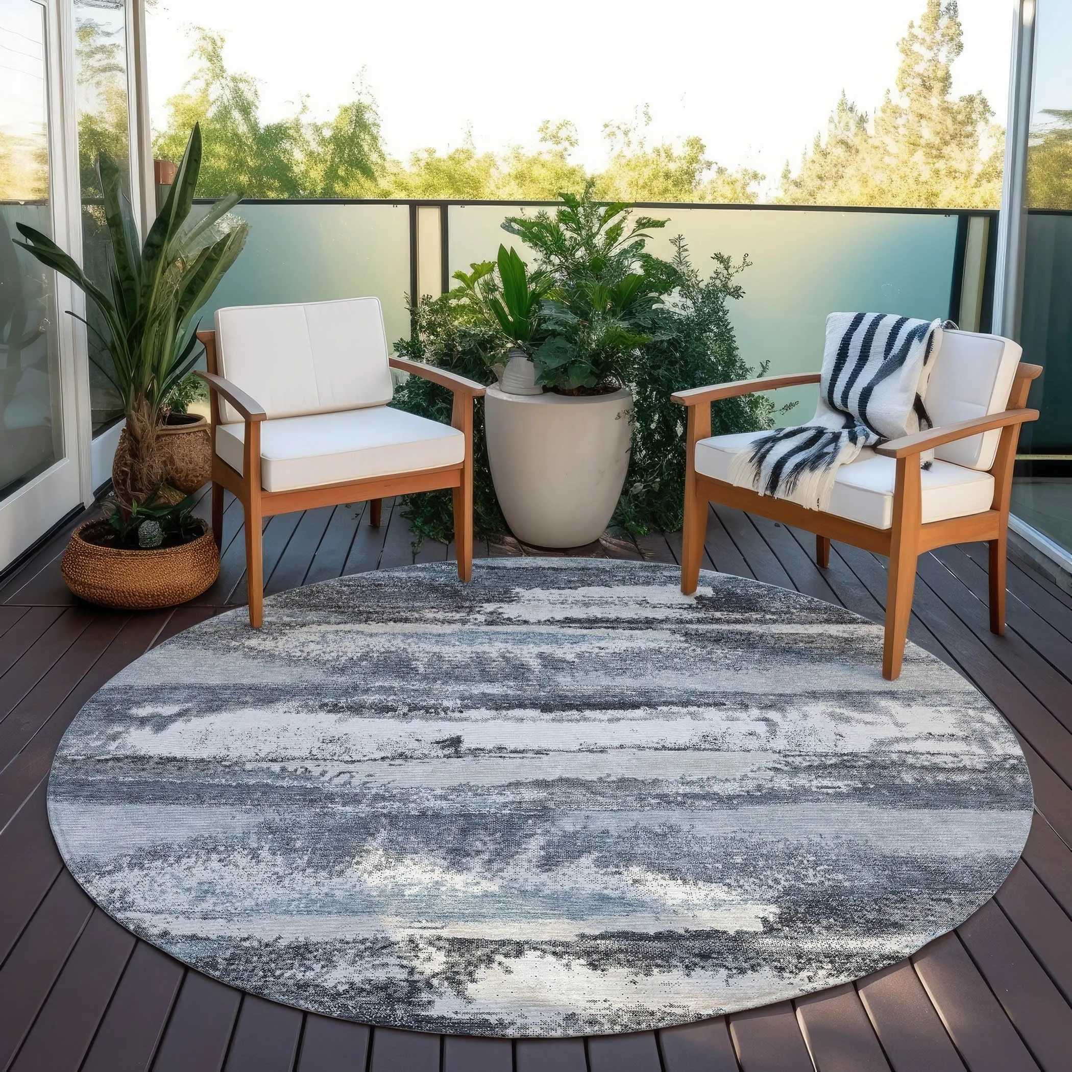 Machine Washable Indoor/ Outdoor Abstract Modern Chantille Rug