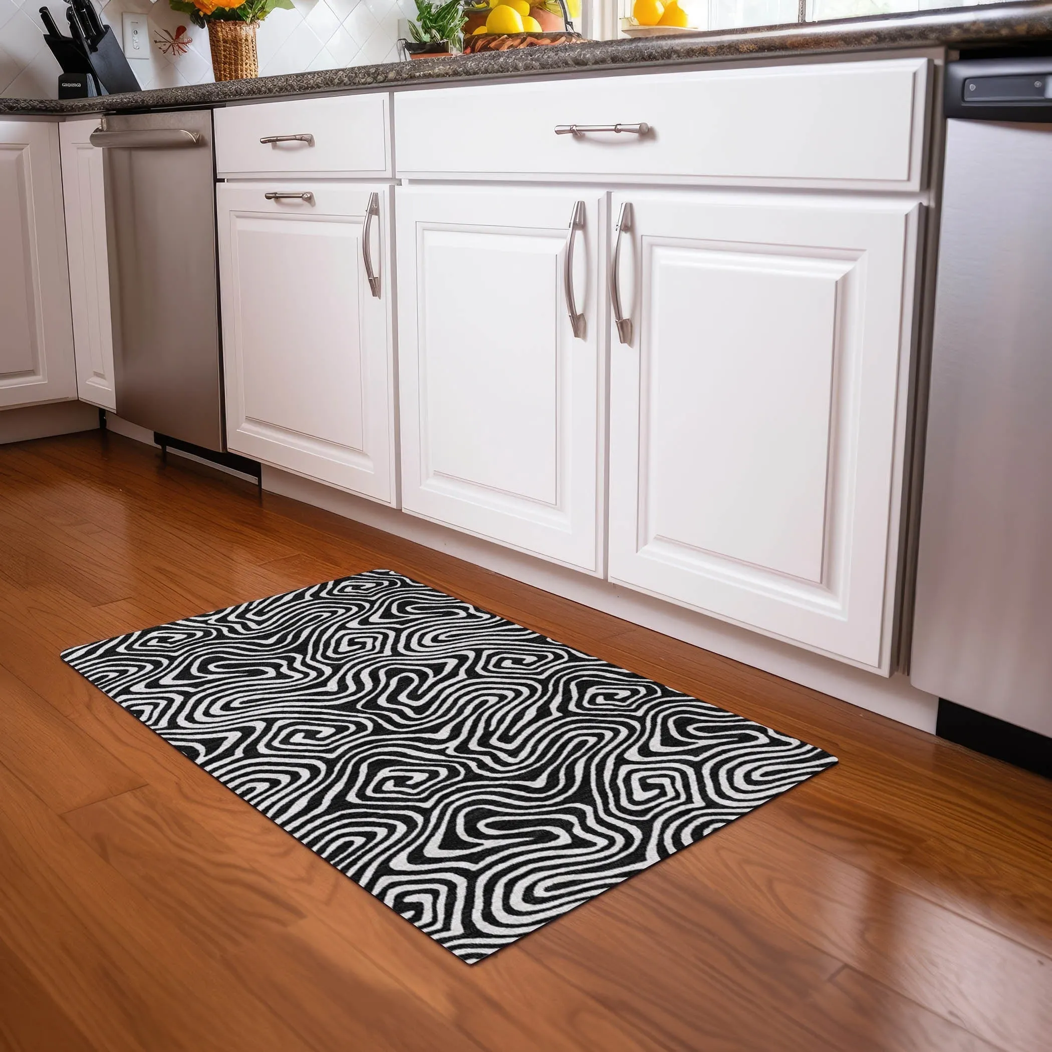 Machine Washable Indoor/ Outdoor Abstract Modern Chantille Rug