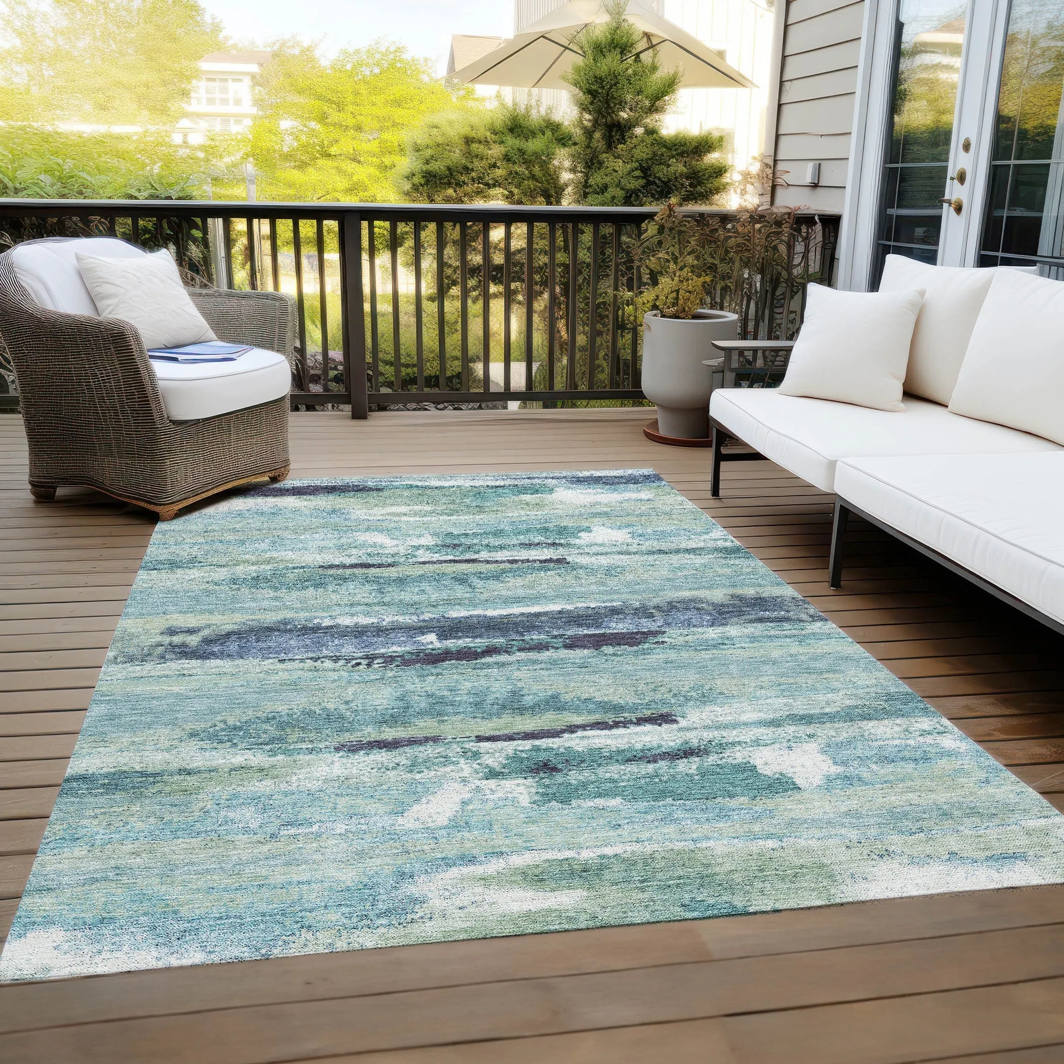 Machine Washable Indoor/ Outdoor Abstract Modern Chantille Rug