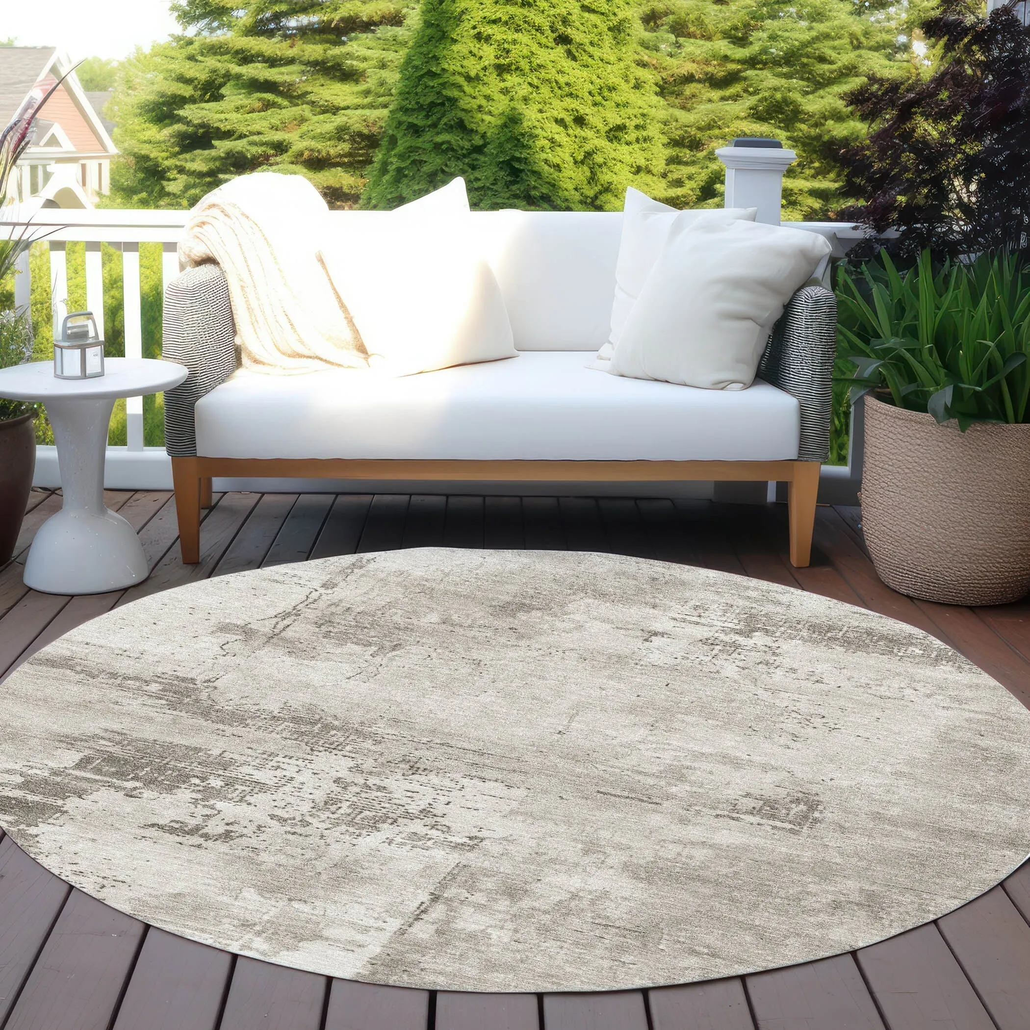 Machine Washable Indoor/ Outdoor Abstract Modern Chantille Rug