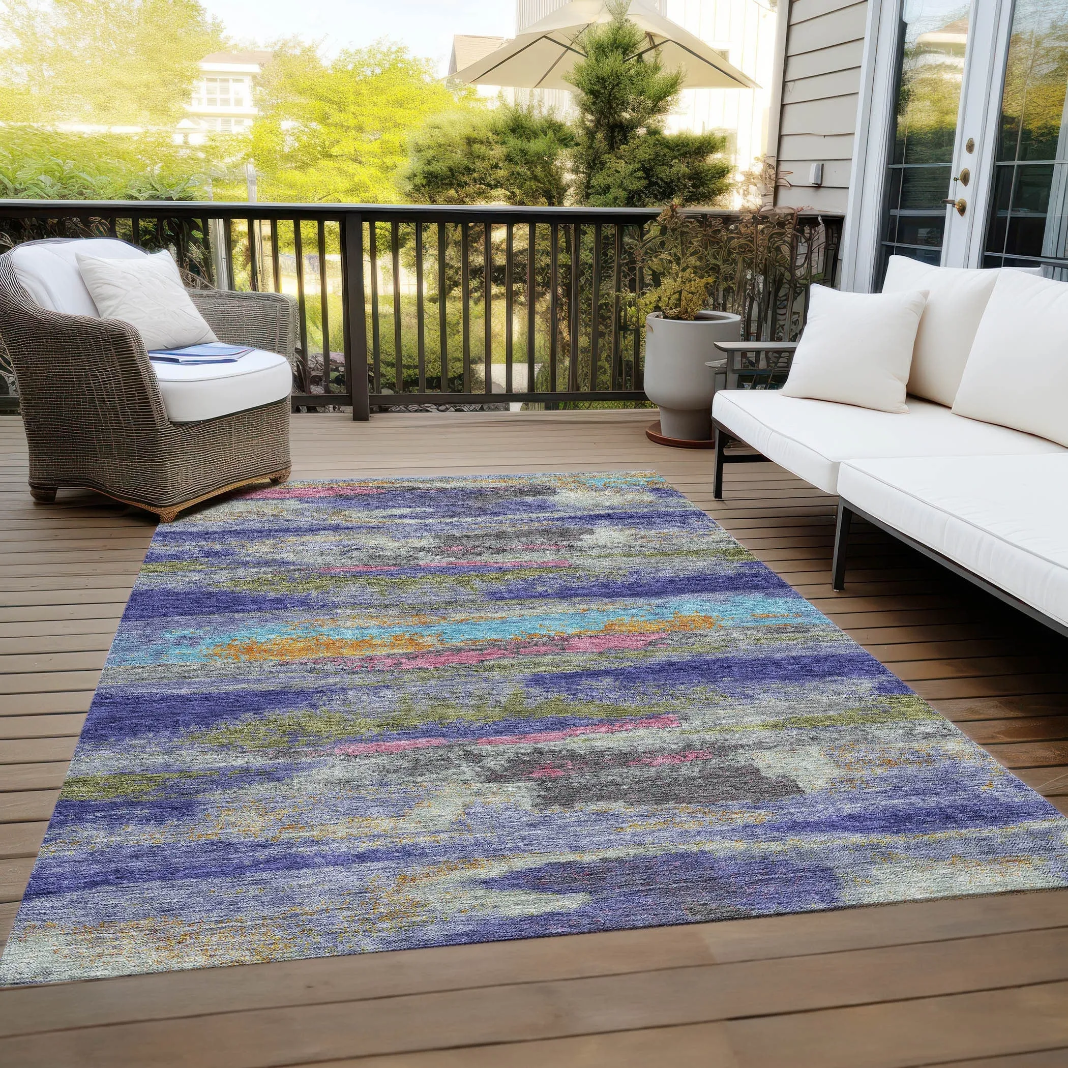 Machine Washable Indoor/ Outdoor Abstract Modern Chantille Rug