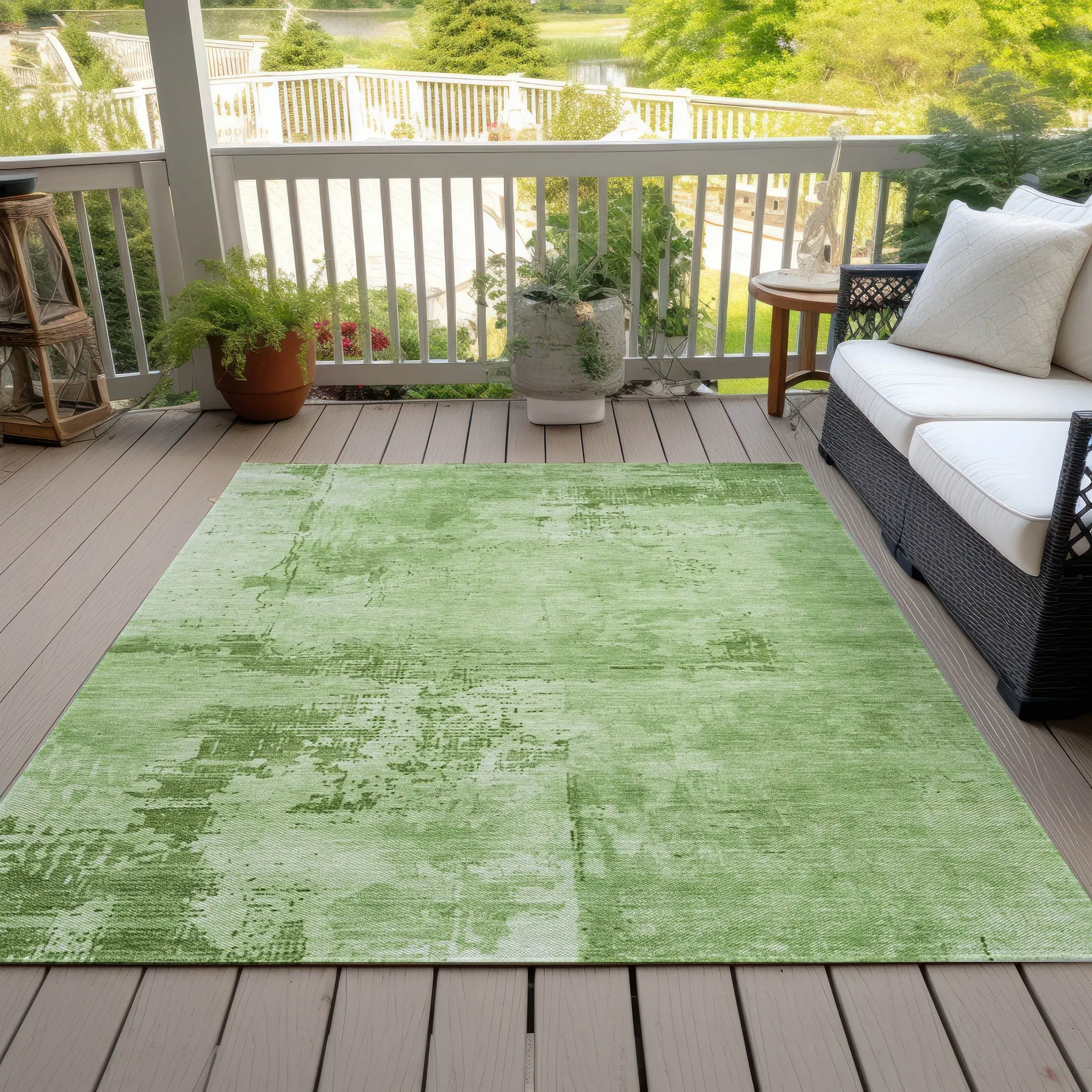 Machine Washable Indoor/ Outdoor Abstract Modern Chantille Rug