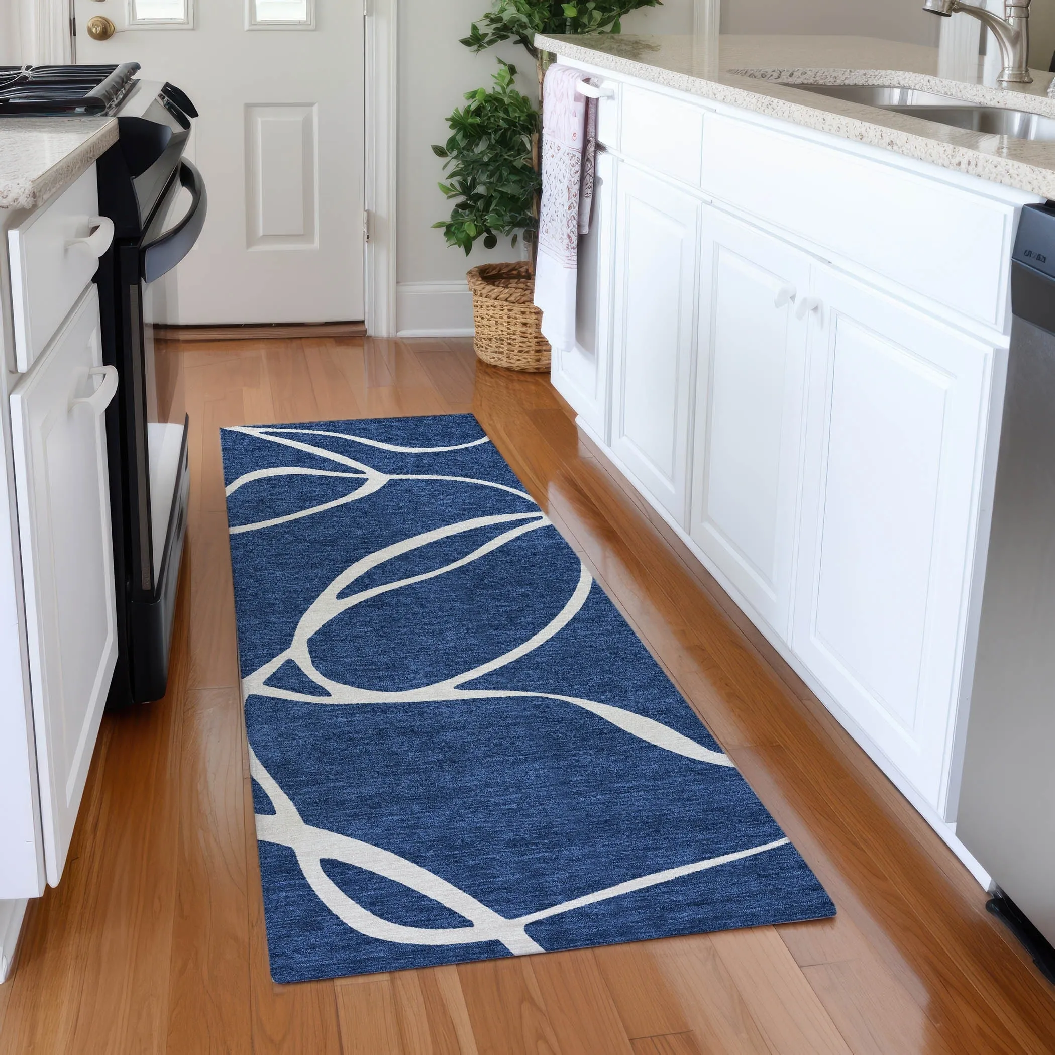 Machine Washable Indoor/ Outdoor Abstract Modern Chantille Rug
