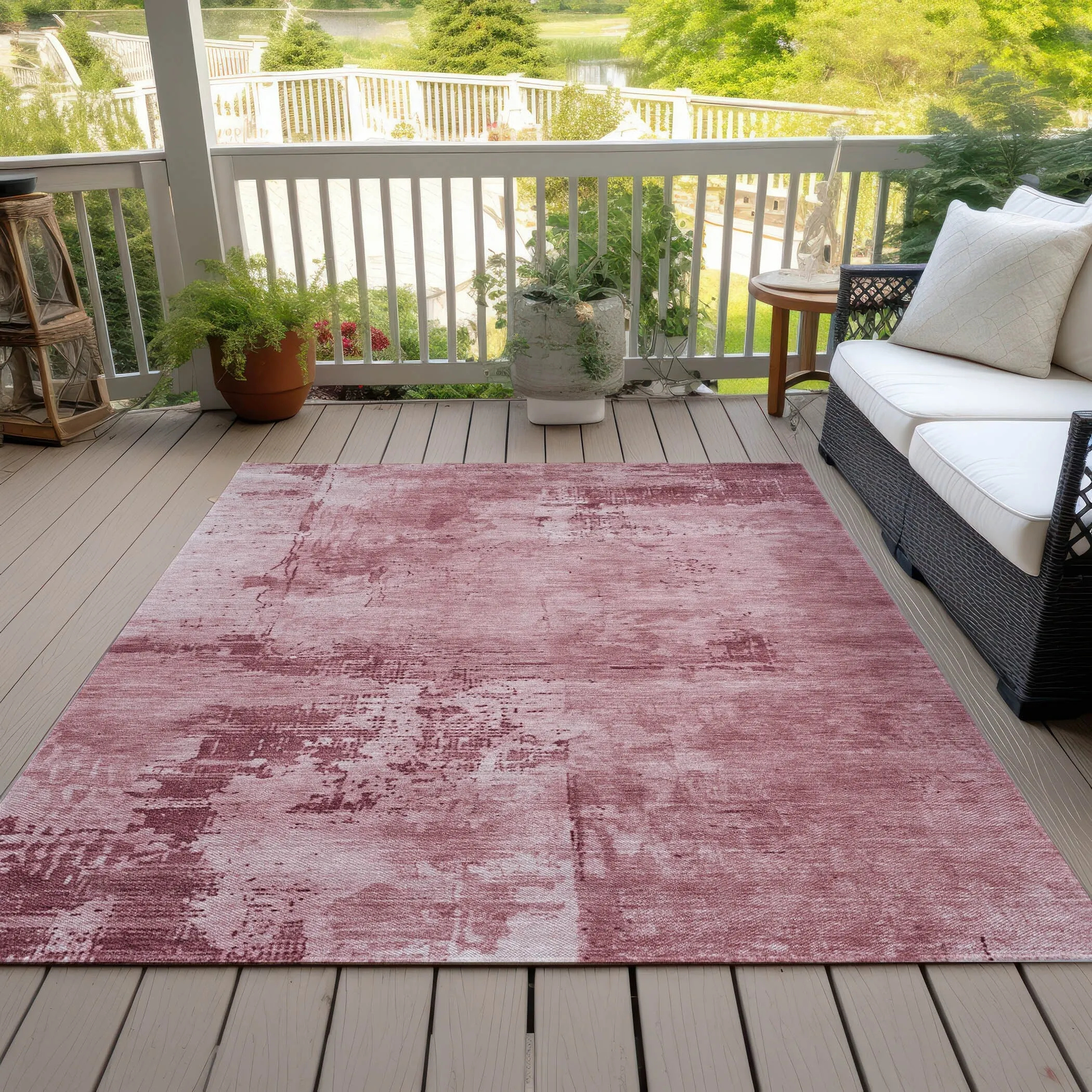 Machine Washable Indoor/ Outdoor Abstract Modern Chantille Rug