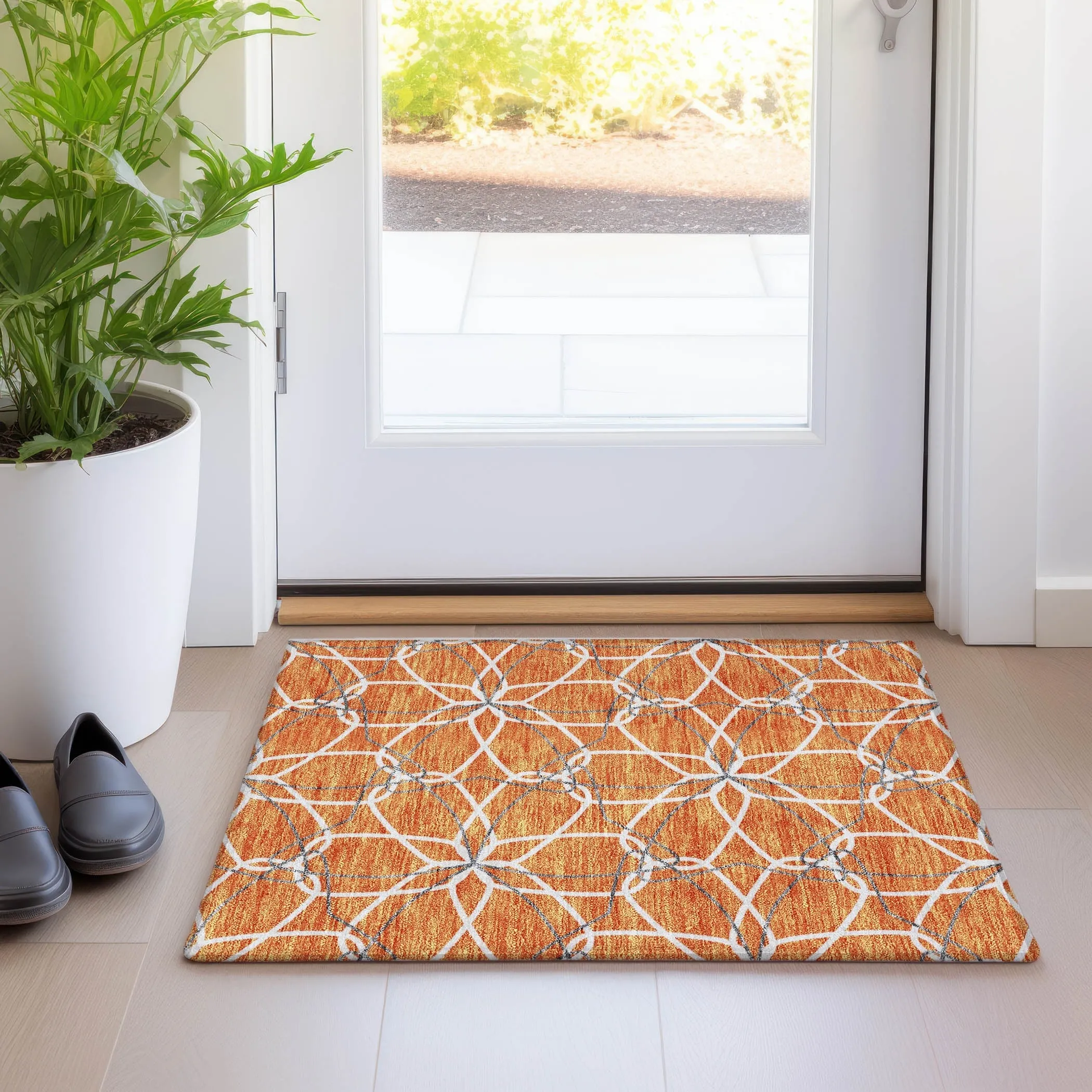 Machine Washable Indoor/ Outdoor Abstract Prism Chantille Rug