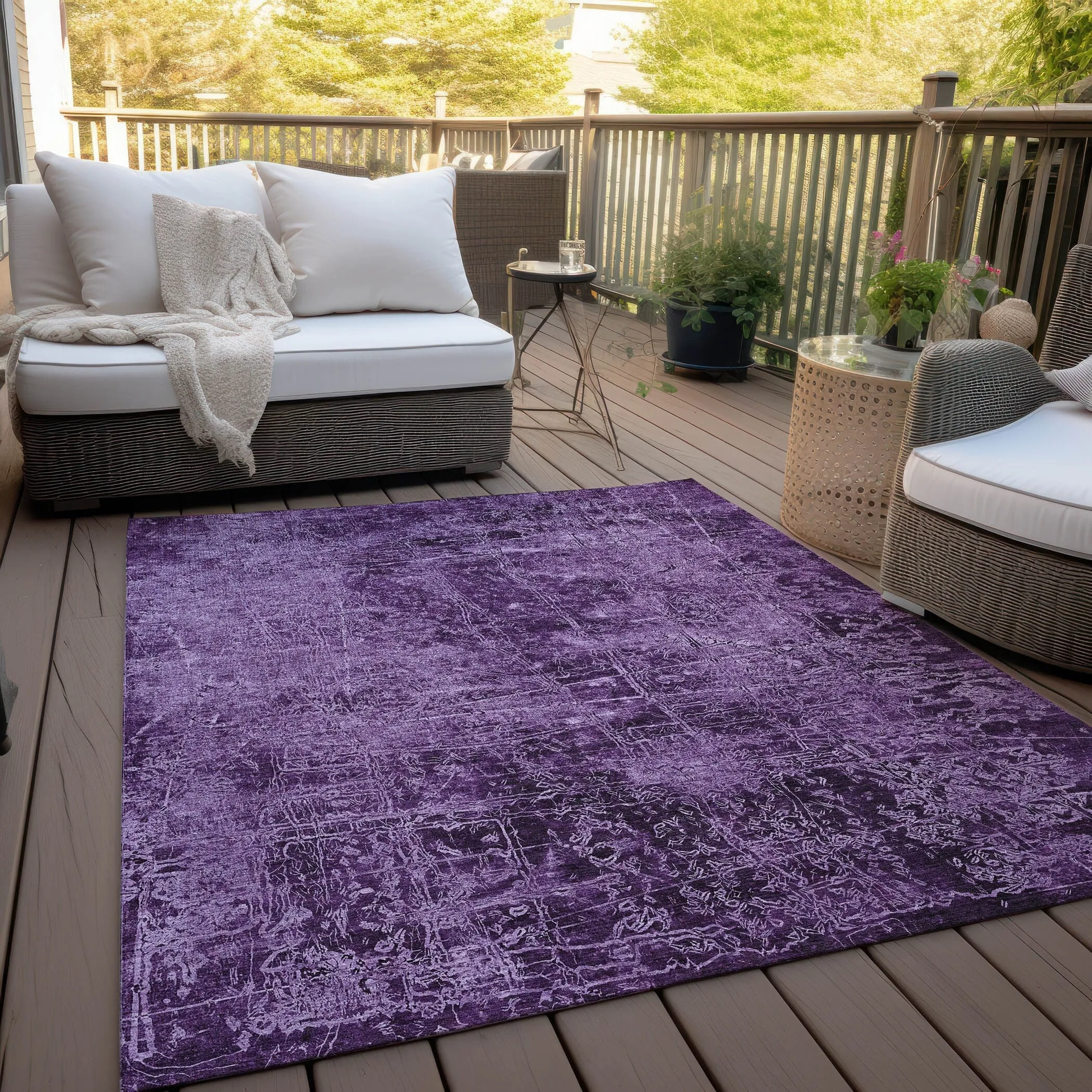 Machine Washable Indoor/ Outdoor Abstract Solid Chantille Rug