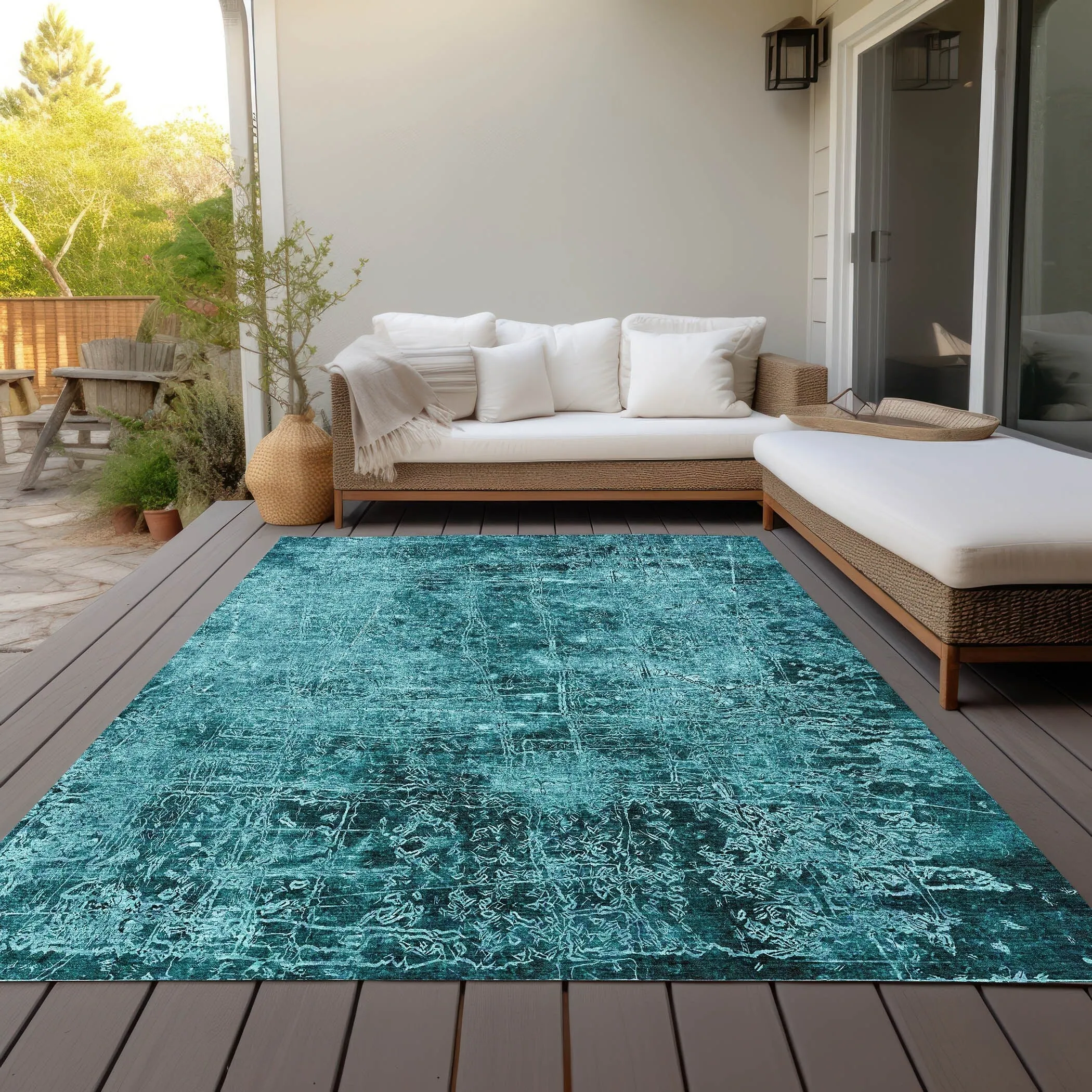 Machine Washable Indoor/ Outdoor Abstract Solid Chantille Rug