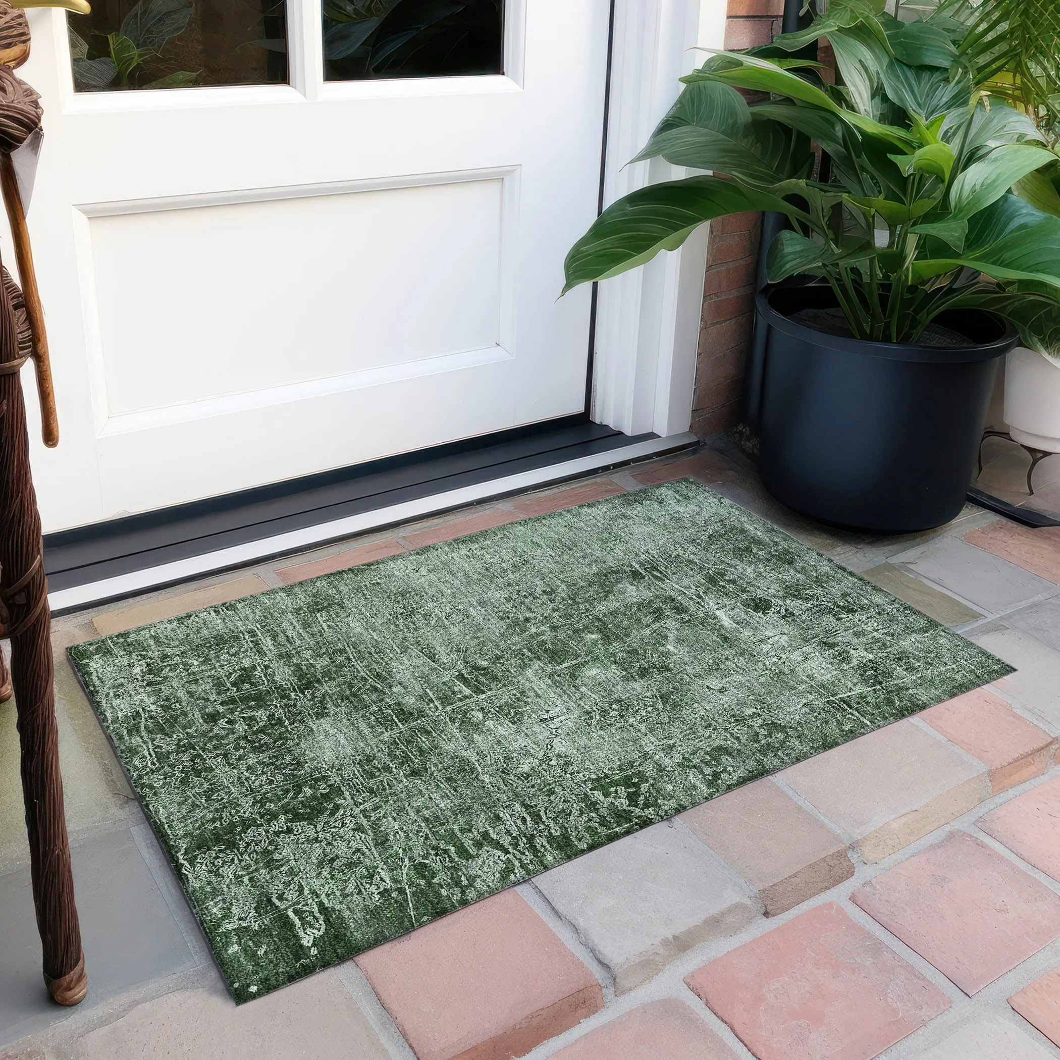 Machine Washable Indoor/ Outdoor Abstract Solid Chantille Rug