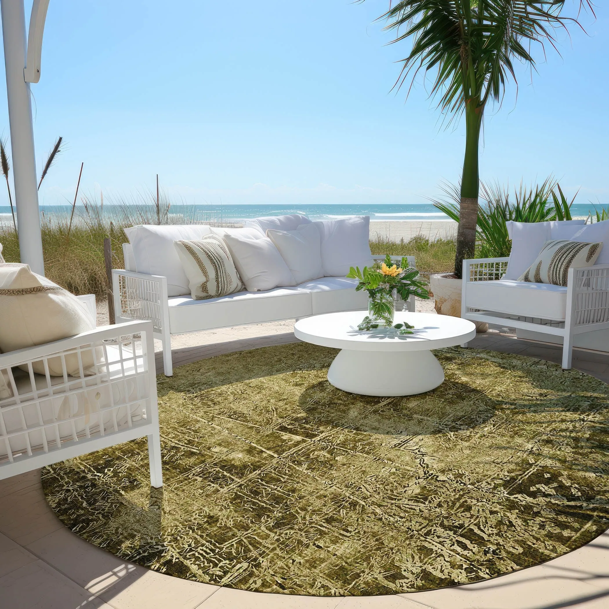 Machine Washable Indoor/ Outdoor Abstract Solid Chantille Rug