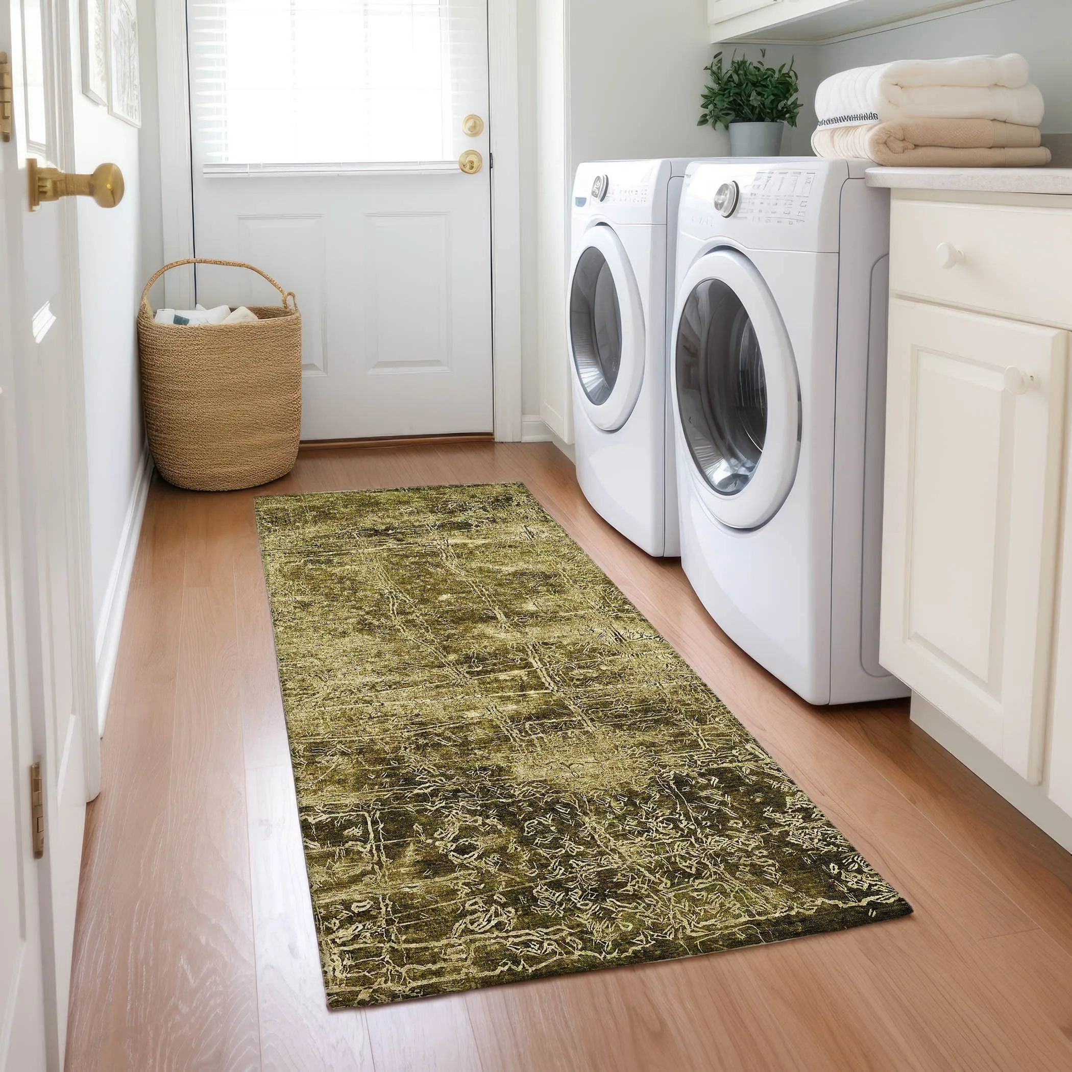 Machine Washable Indoor/ Outdoor Abstract Solid Chantille Rug
