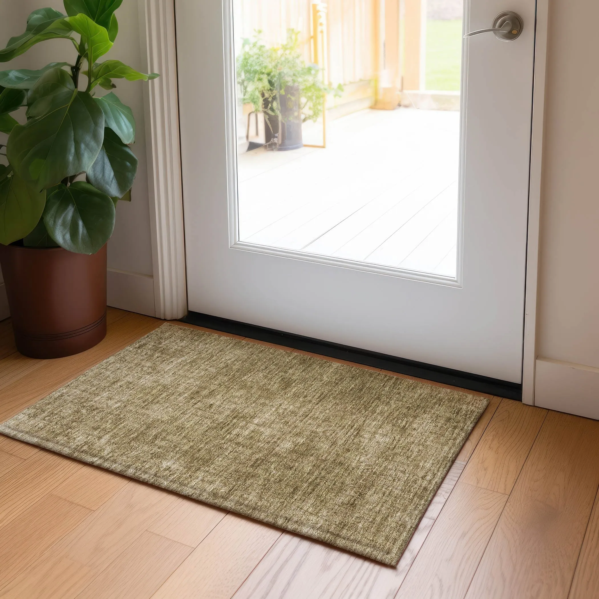 Machine Washable Indoor/ Outdoor Abstract Solid Chantille Rug