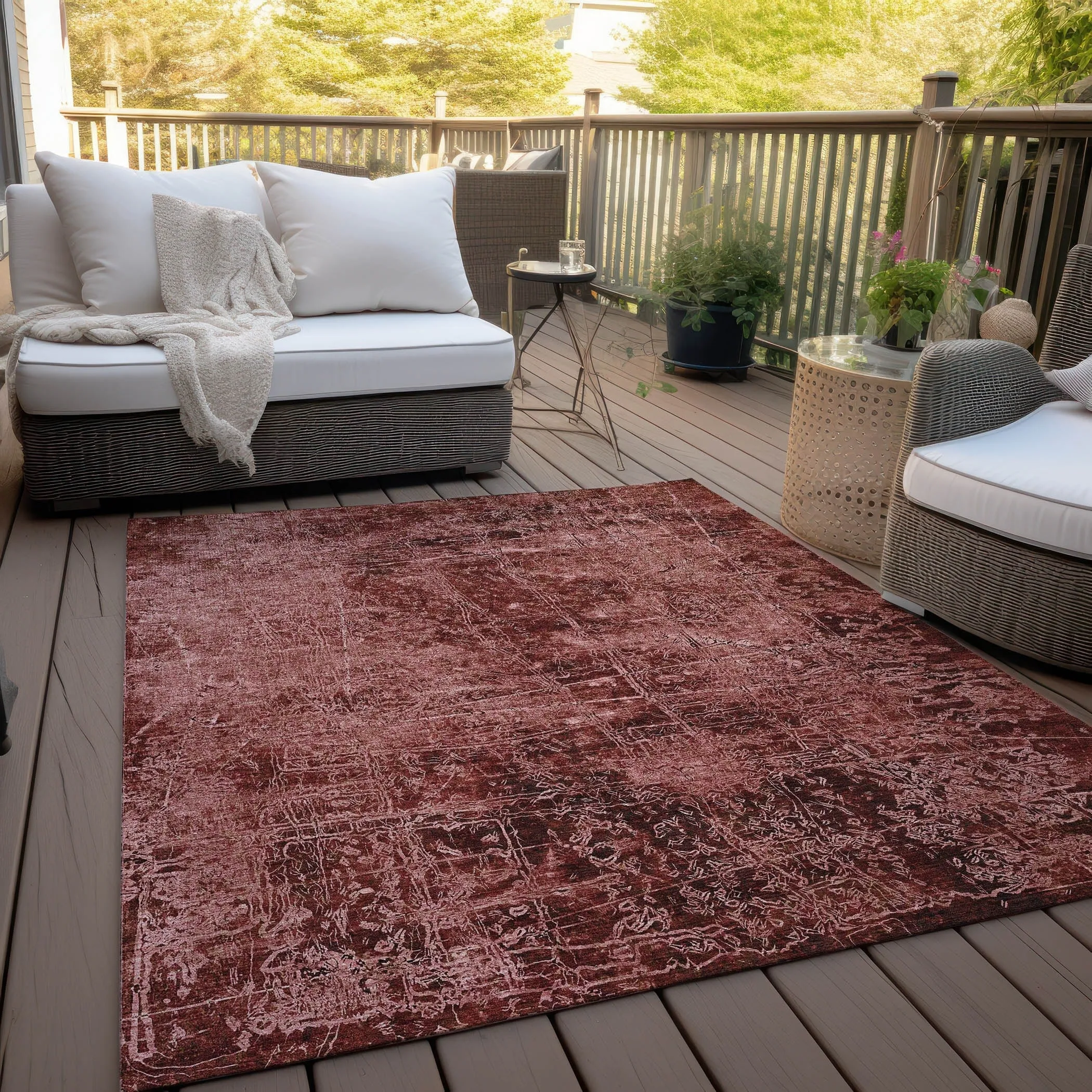 Machine Washable Indoor/ Outdoor Abstract Solid Chantille Rug