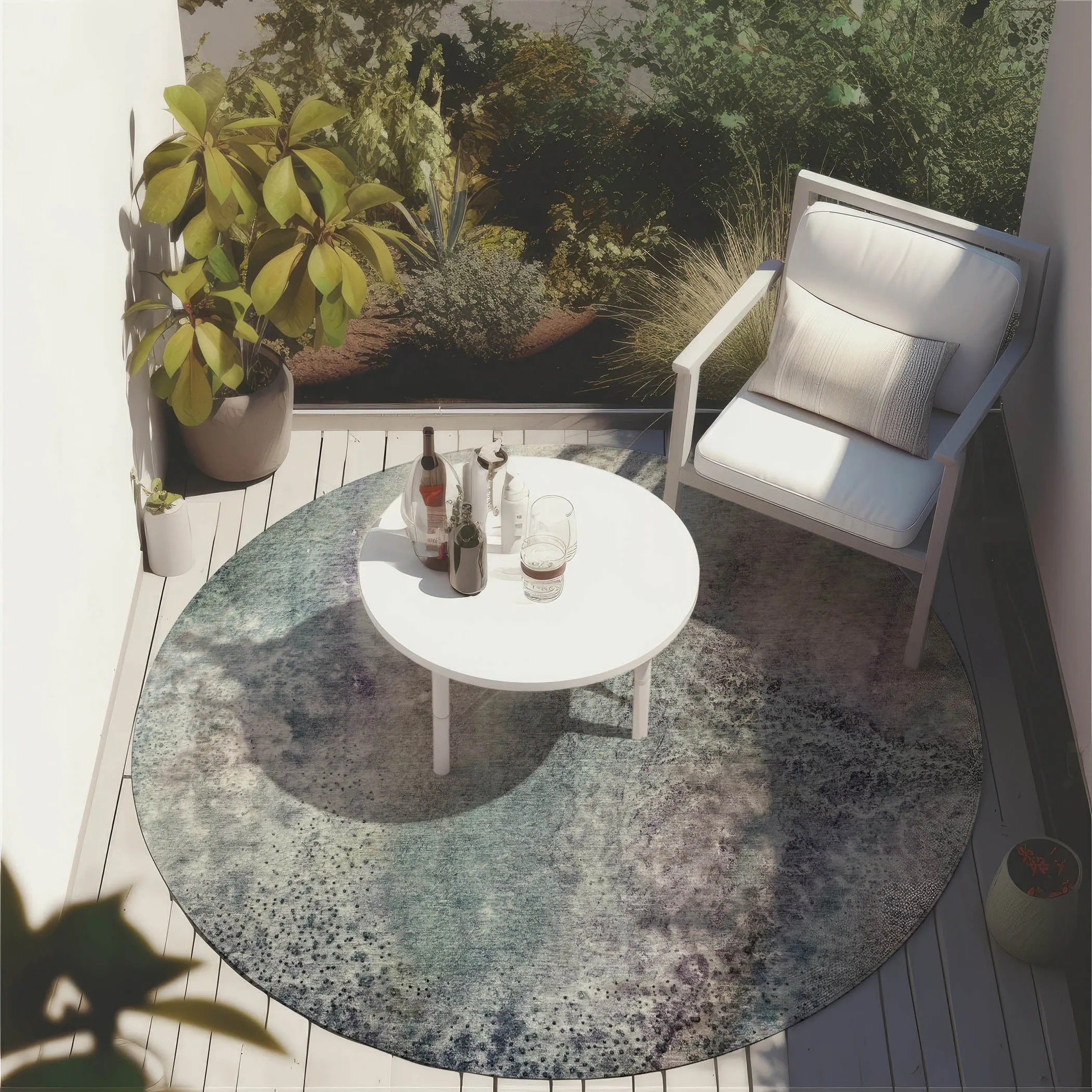 Machine Washable Indoor/ Outdoor Abstract Watercolor Chantille Rug
