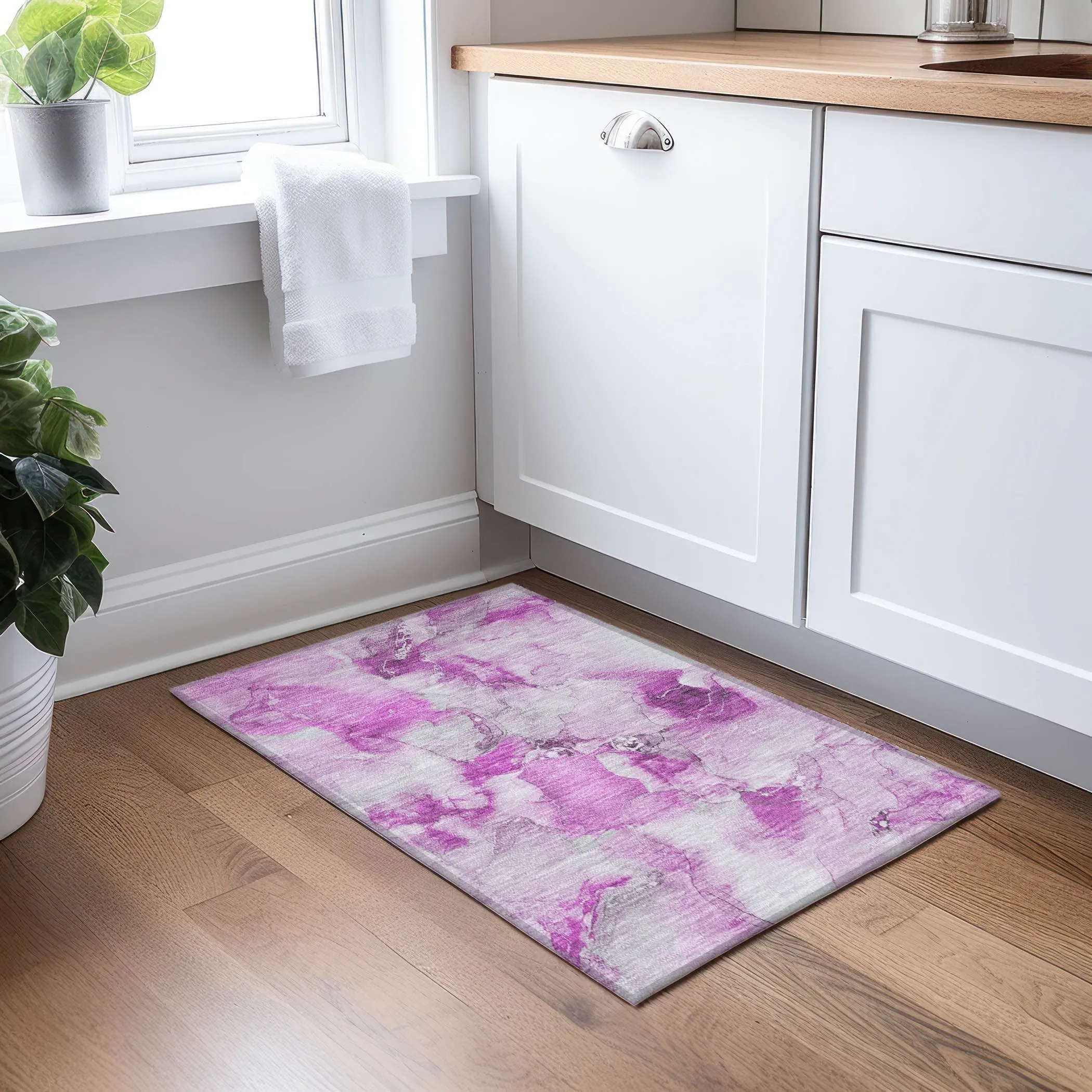 Machine Washable Indoor/ Outdoor Abstract Watercolor Chantille Rug