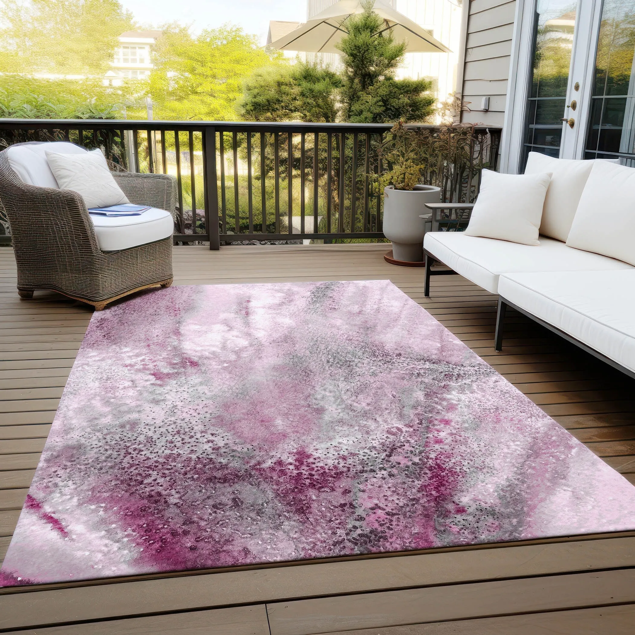 Machine Washable Indoor/ Outdoor Abstract Watercolor Chantille Rug