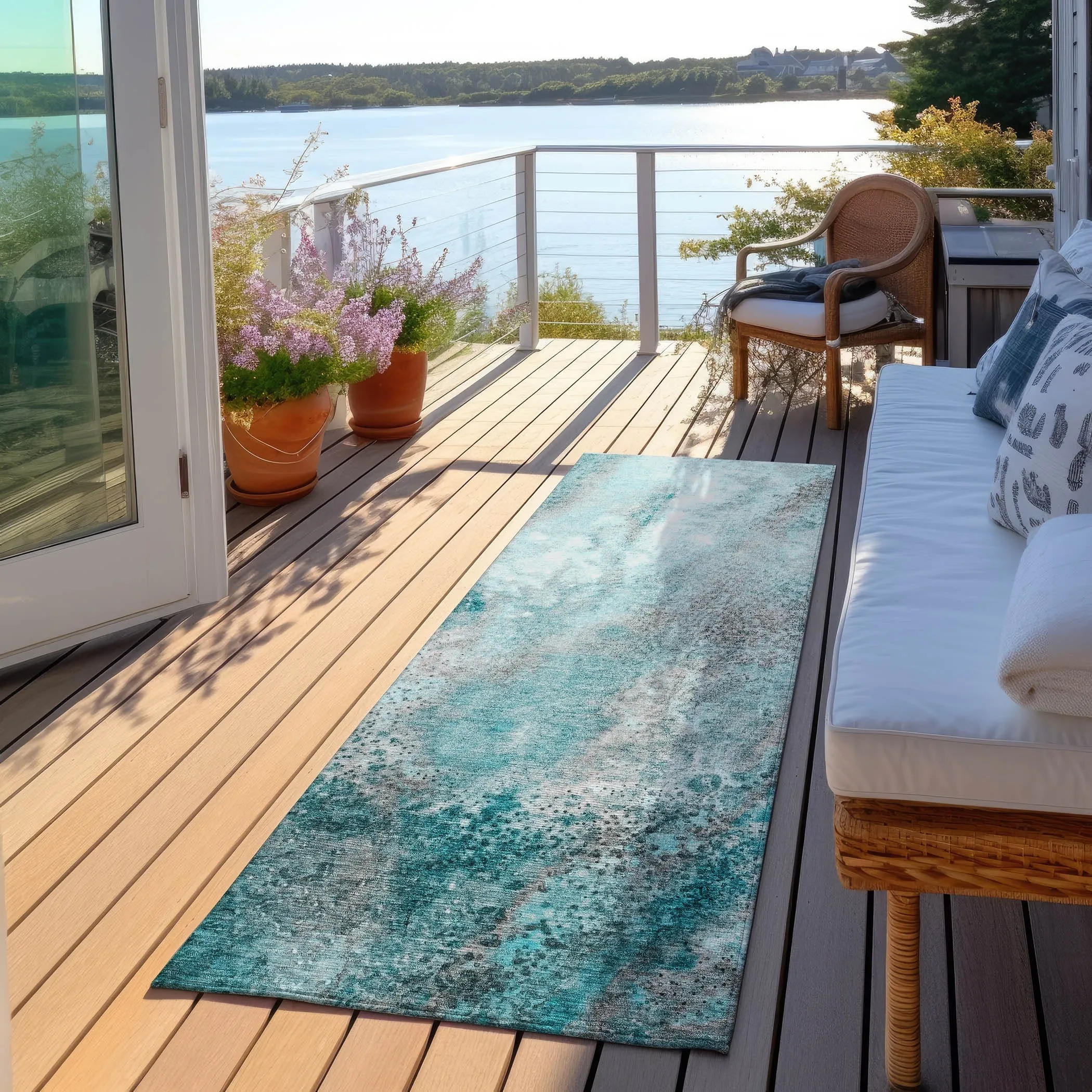 Machine Washable Indoor/ Outdoor Abstract Watercolor Chantille Rug