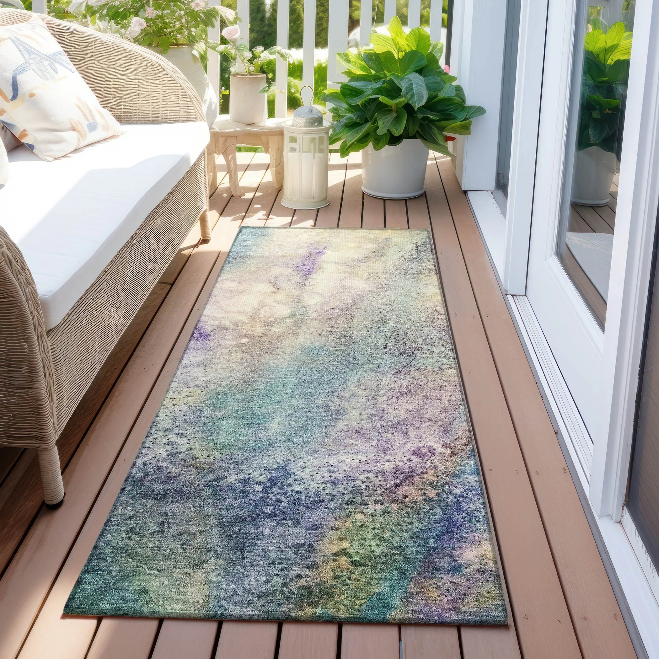 Machine Washable Indoor/ Outdoor Abstract Watercolor Chantille Rug