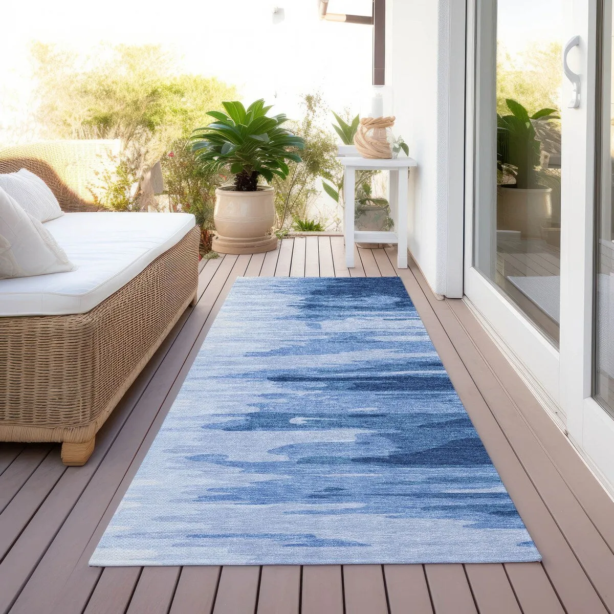 Machine Washable Indoor/ Outdoor Brushstrokes Ombre Chantille Rug