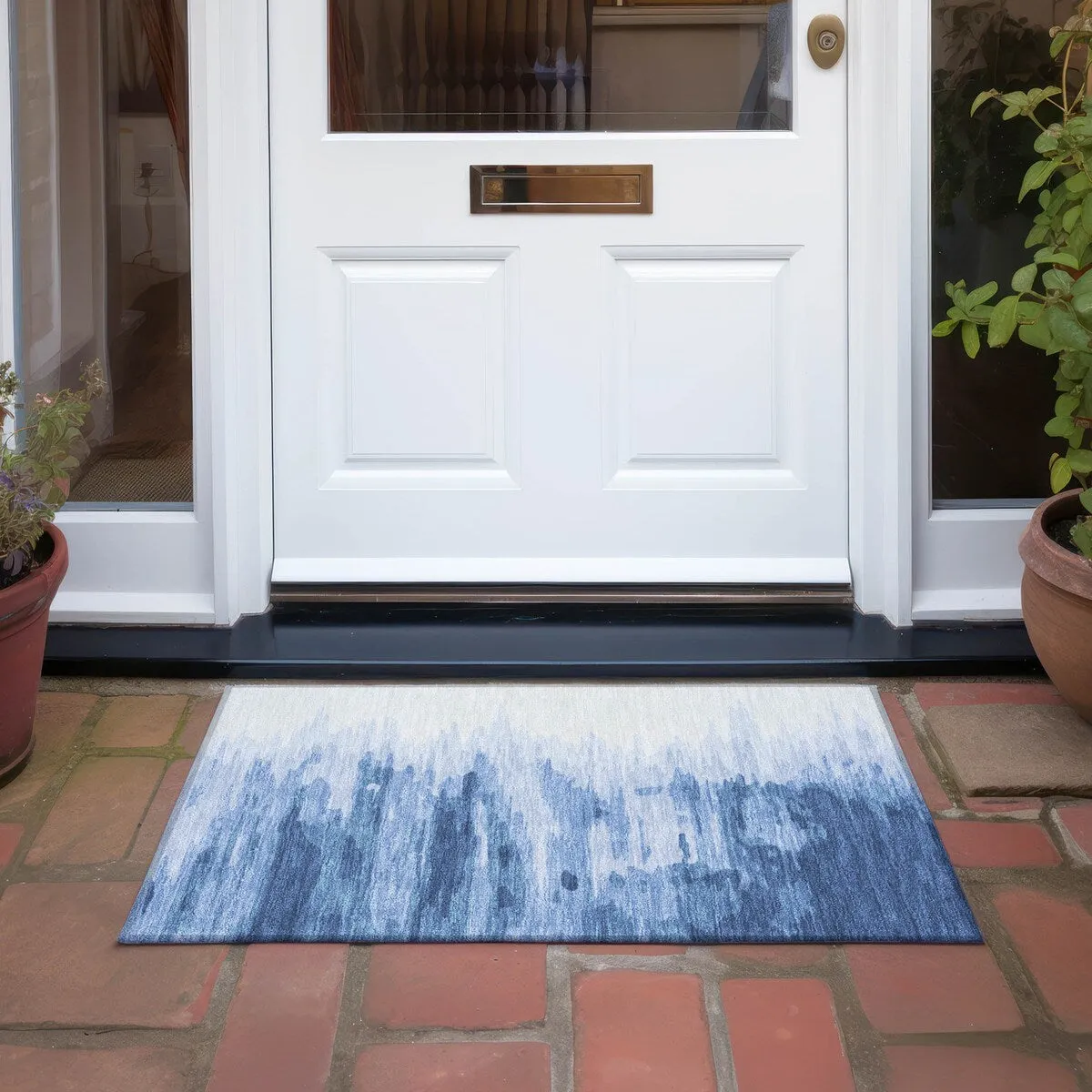 Machine Washable Indoor/ Outdoor Brushstrokes Ombre Chantille Rug