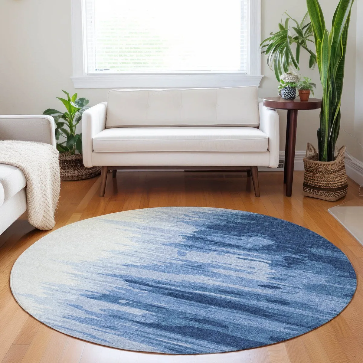 Machine Washable Indoor/ Outdoor Brushstrokes Ombre Chantille Rug
