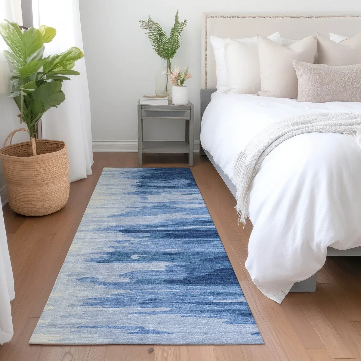 Machine Washable Indoor/ Outdoor Brushstrokes Ombre Chantille Rug