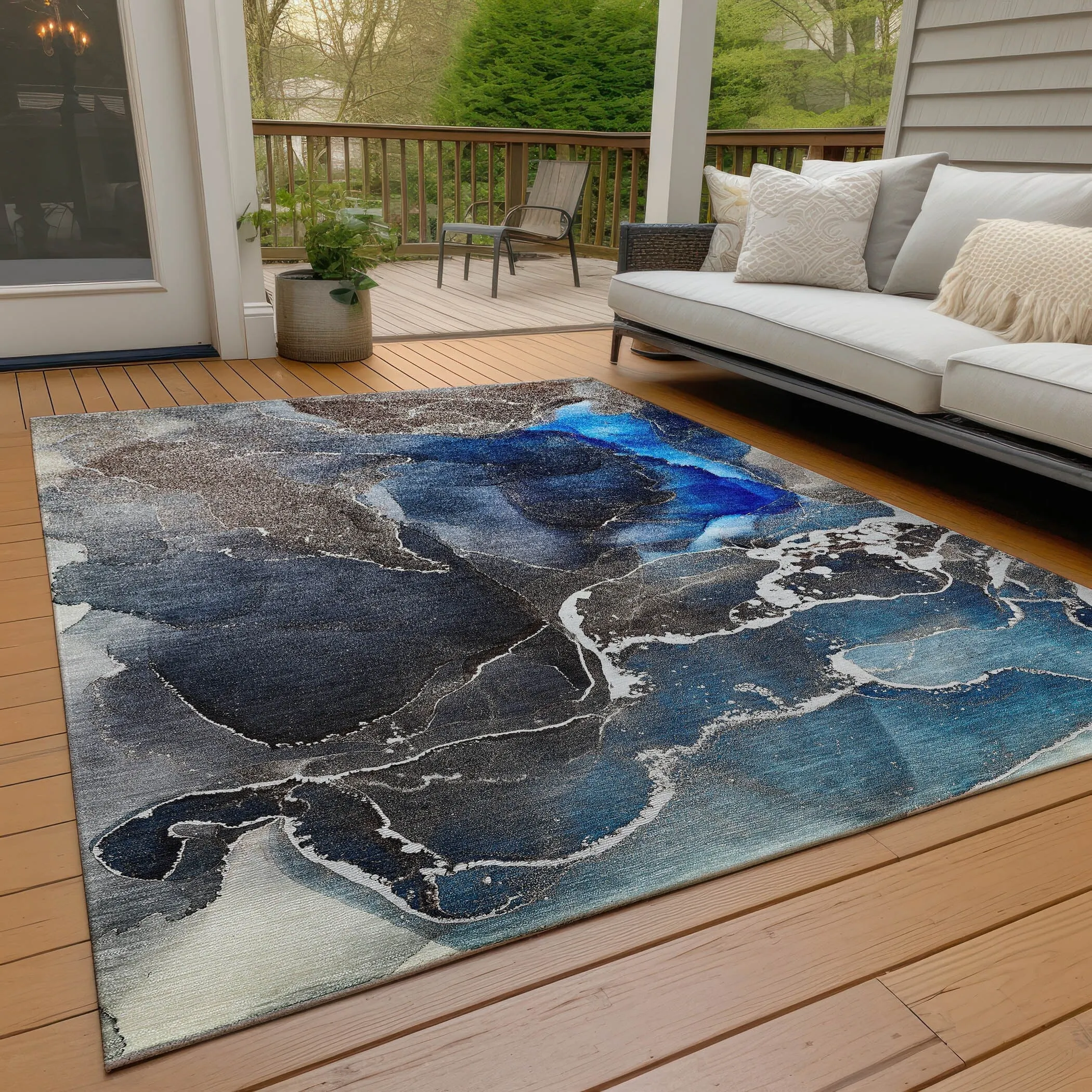 Machine Washable Indoor/ Outdoor Chantille Abstract Navy Rug