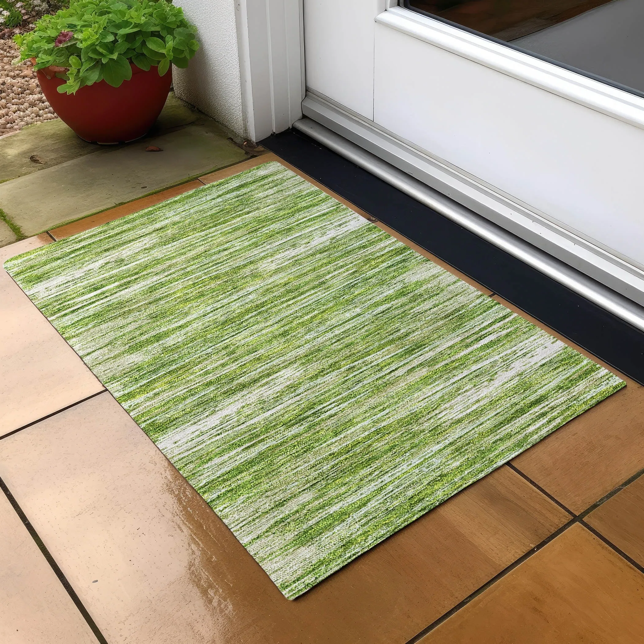 Machine Washable Indoor/ Outdoor Chantille Abstract Stripe Rug