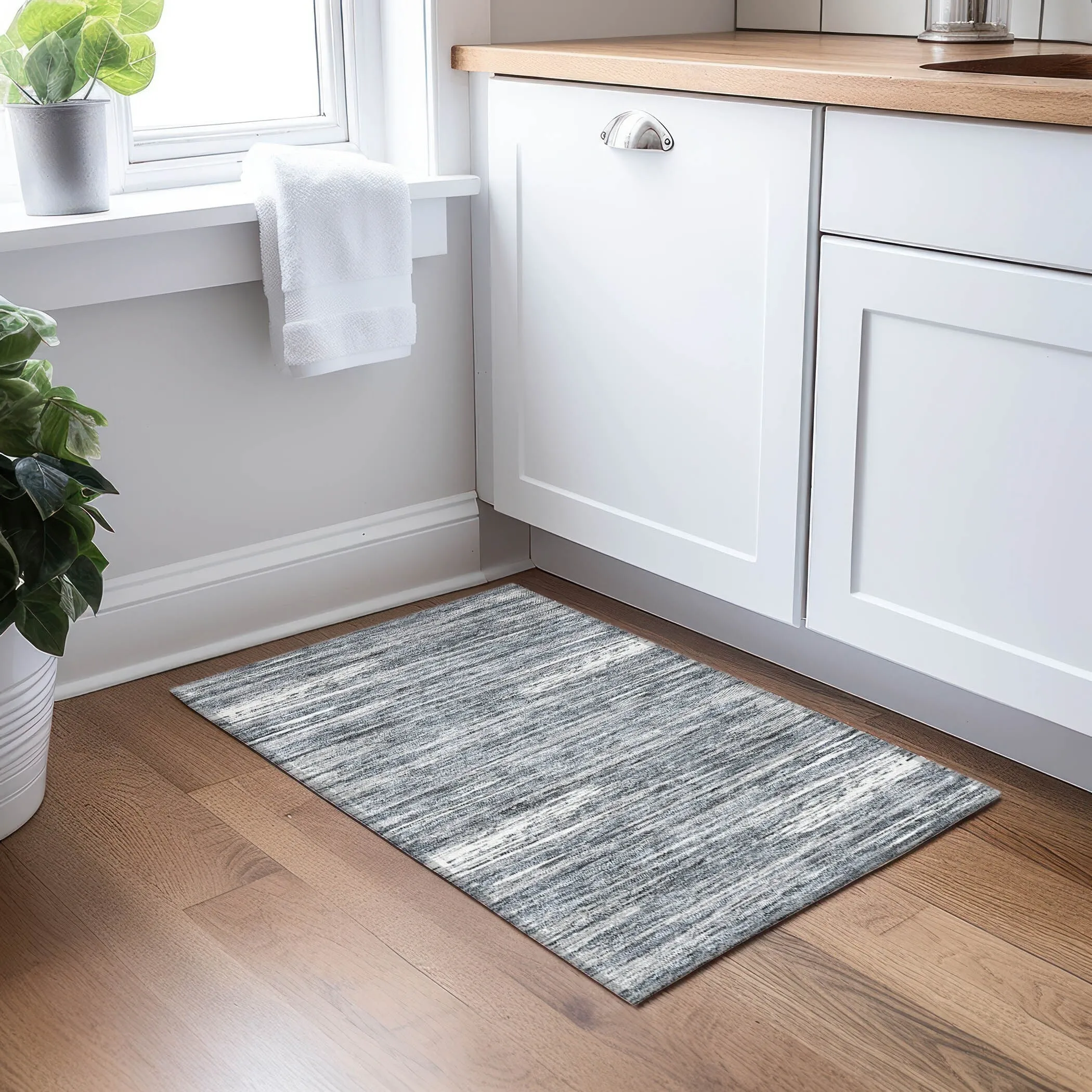 Machine Washable Indoor/ Outdoor Chantille Abstract Stripe Rug