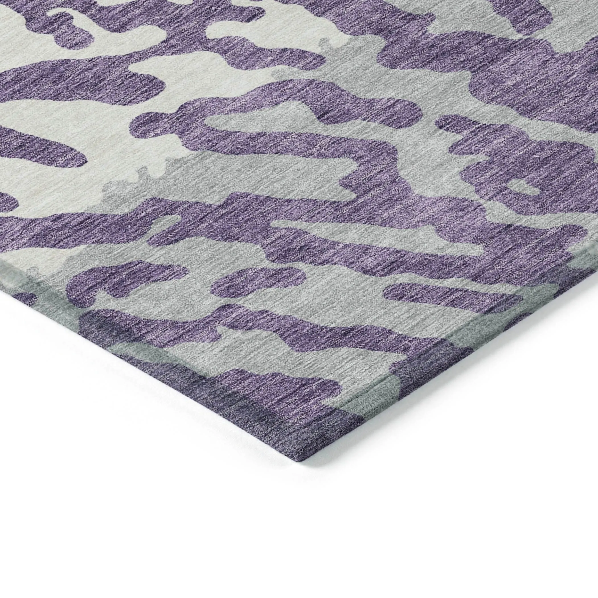 Machine Washable Indoor/ Outdoor Chantille Animal Print Abstract Rug
