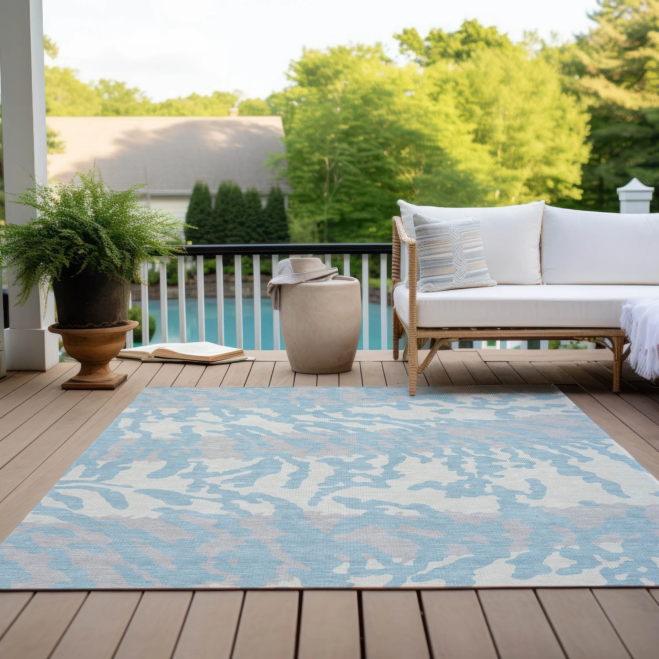 Machine Washable Indoor/ Outdoor Chantille Animal Print Abstract Rug