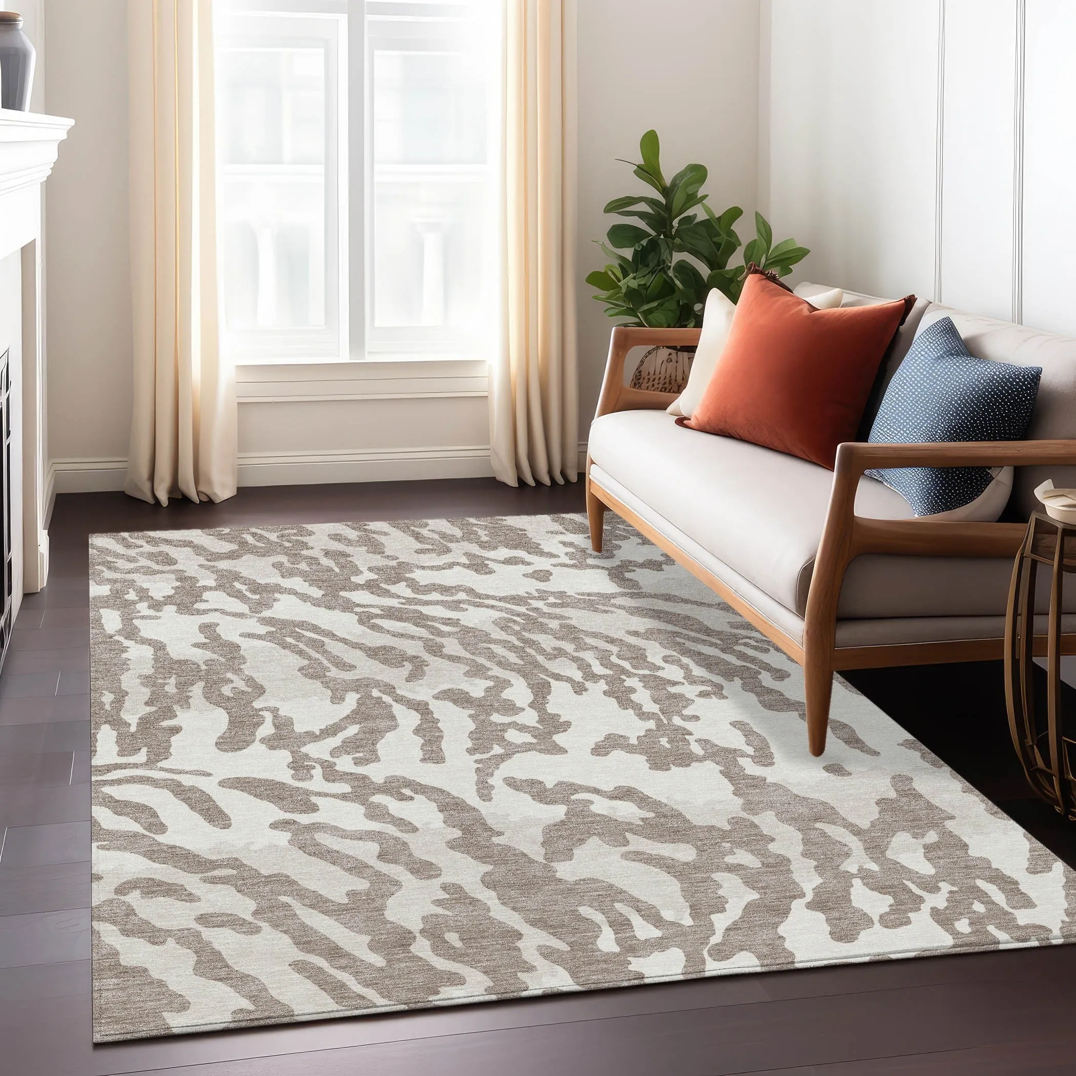 Machine Washable Indoor/ Outdoor Chantille Animal Print Abstract Rug