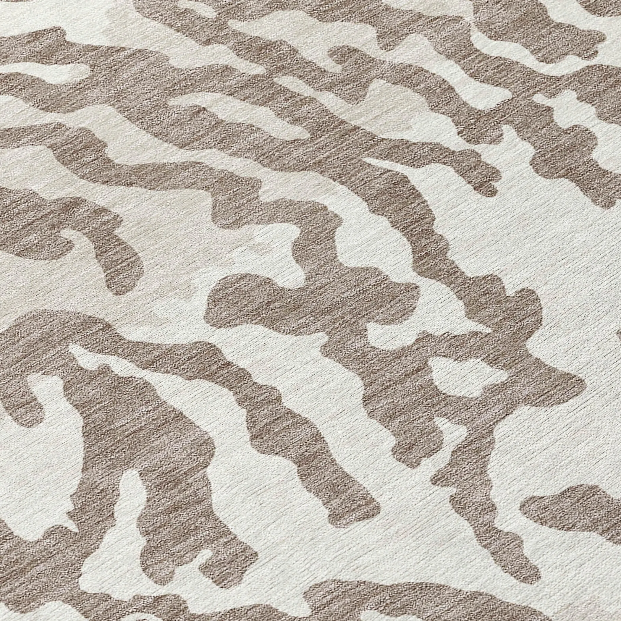 Machine Washable Indoor/ Outdoor Chantille Animal Print Abstract Rug