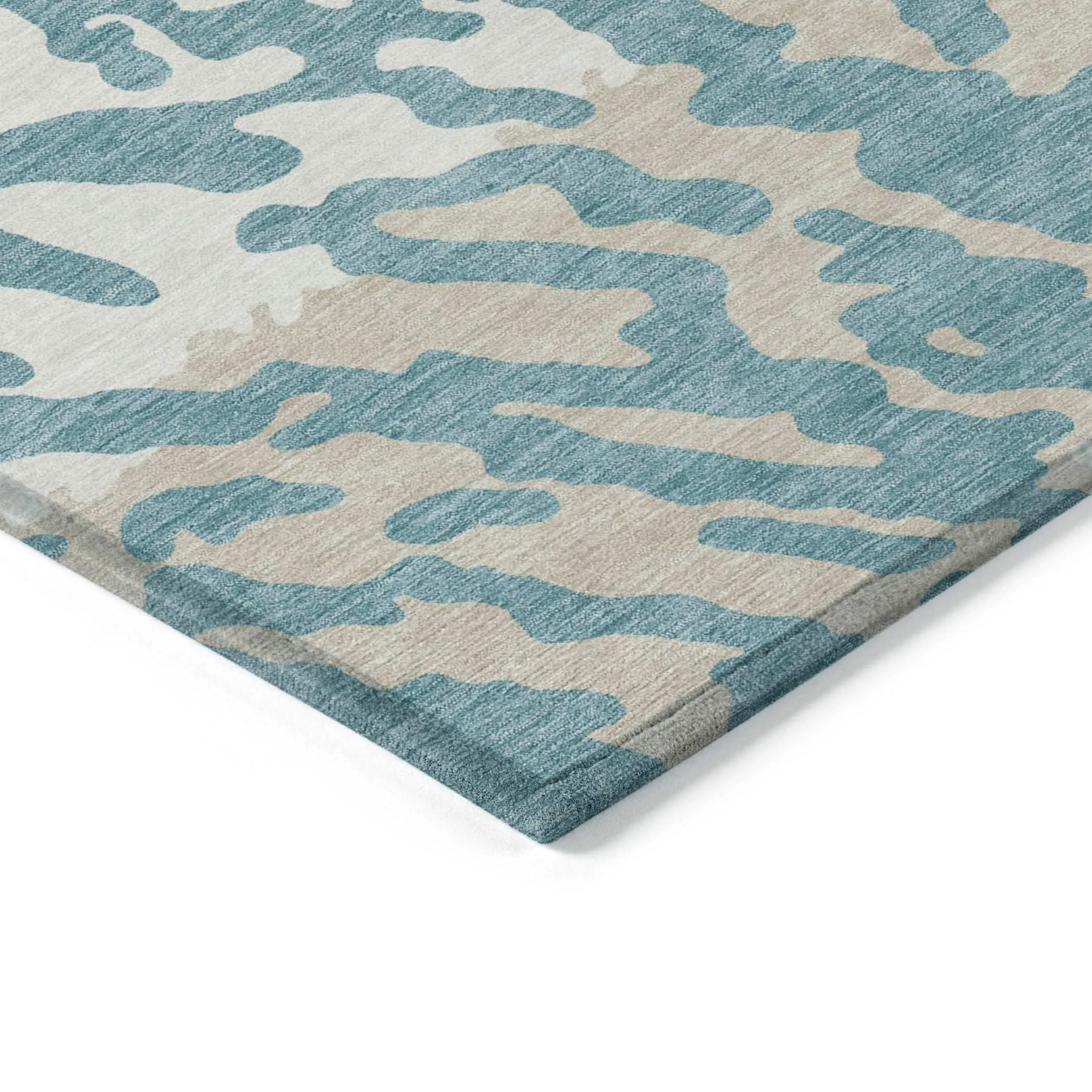 Machine Washable Indoor/ Outdoor Chantille Animal Print Abstract Rug