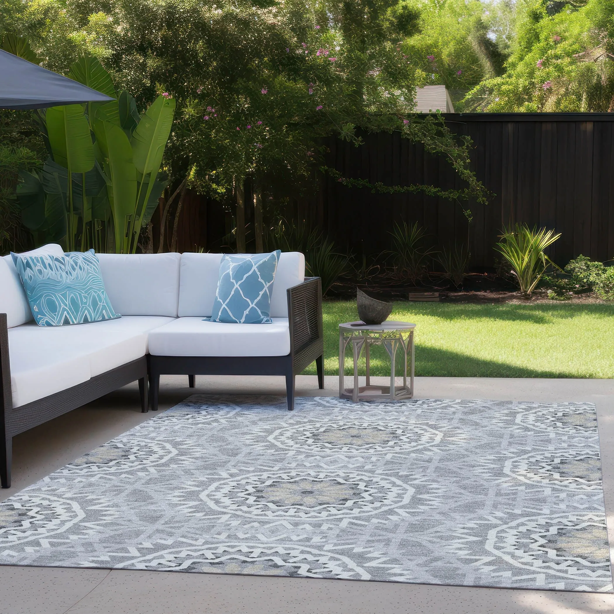 Machine Washable Indoor/ Outdoor Chantille Boho Moroccan Rug