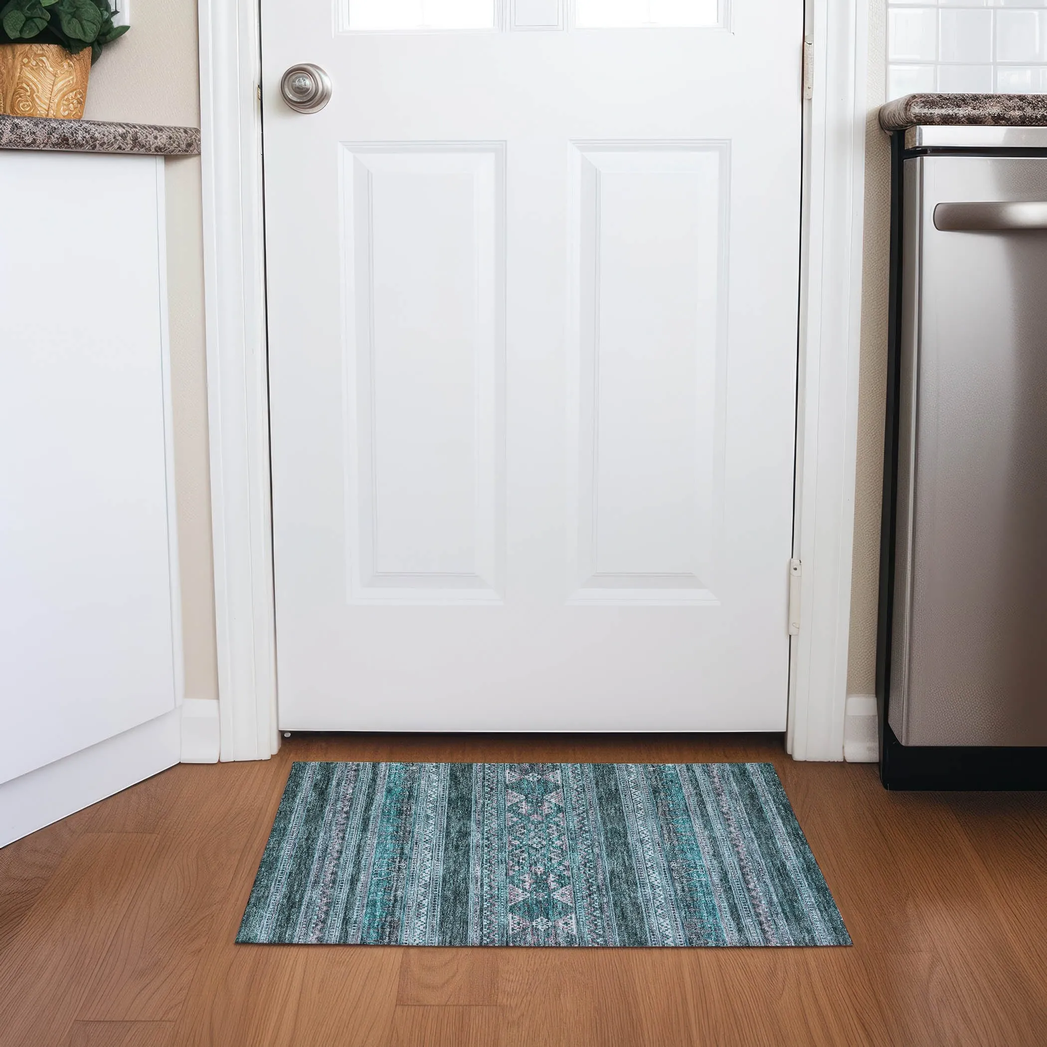 Machine Washable Indoor/ Outdoor Chantille Boho Tribal Rug