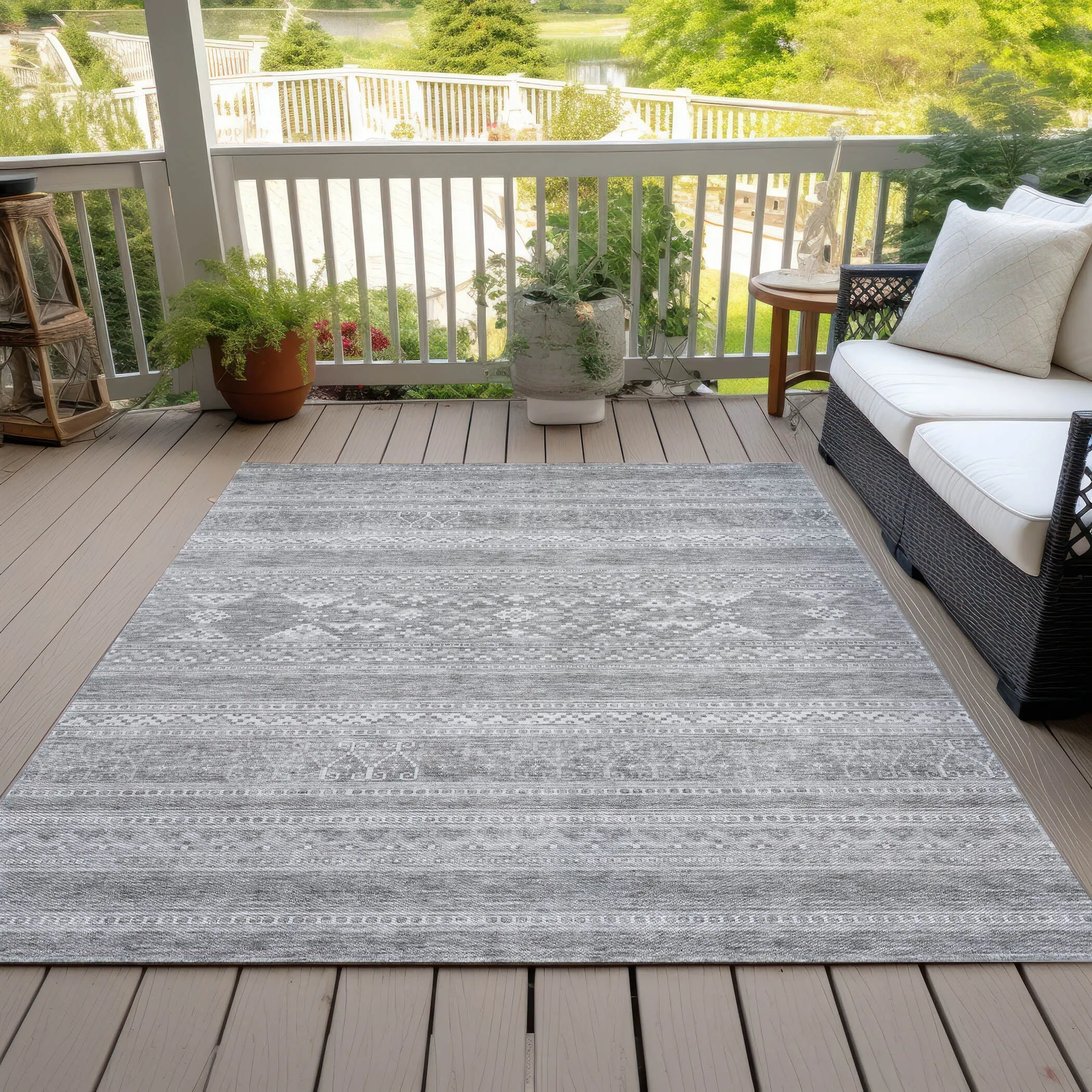 Machine Washable Indoor/ Outdoor Chantille Boho Tribal Rug