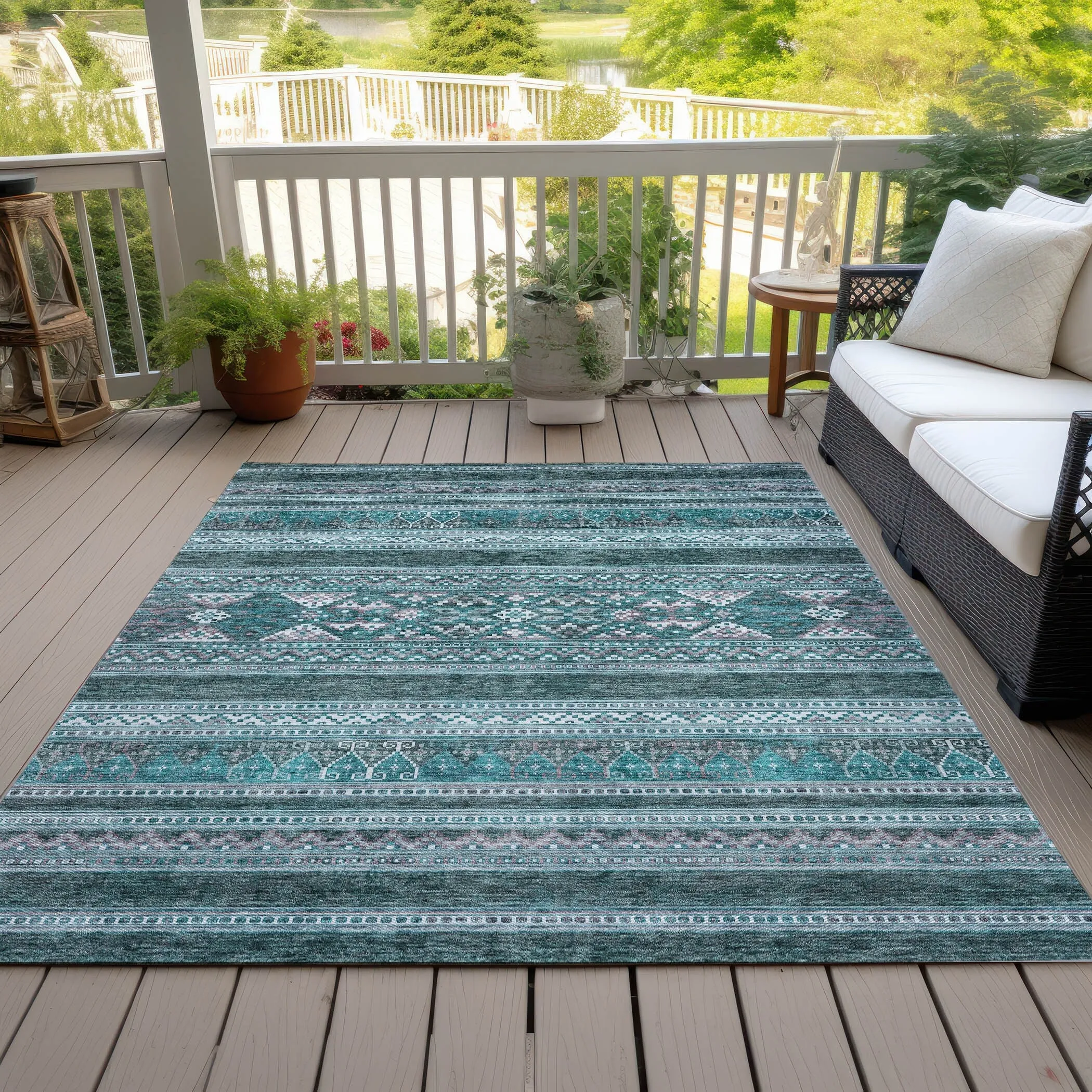 Machine Washable Indoor/ Outdoor Chantille Boho Tribal Rug