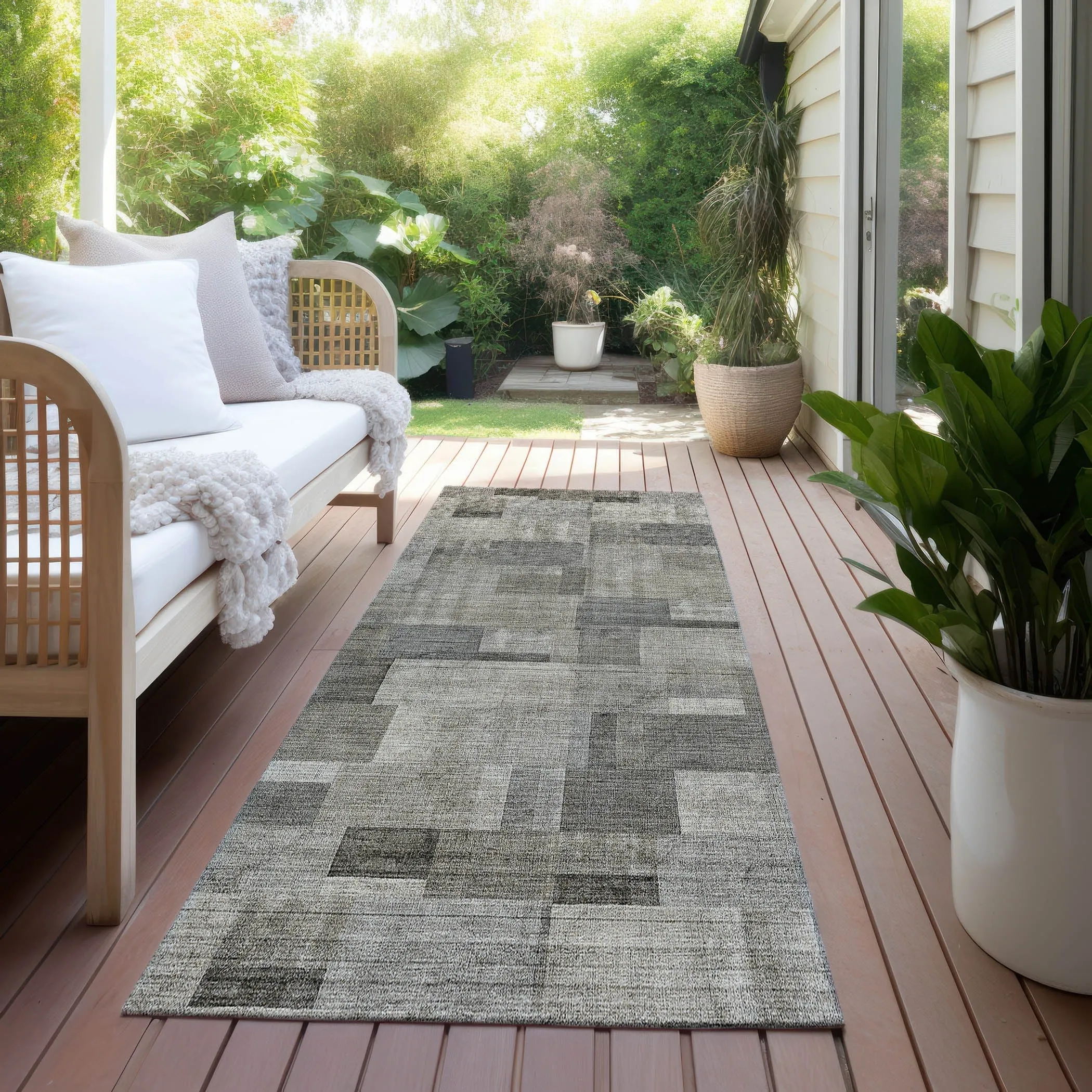 Machine Washable Indoor/ Outdoor Chantille Contemporary Blocks Rug
