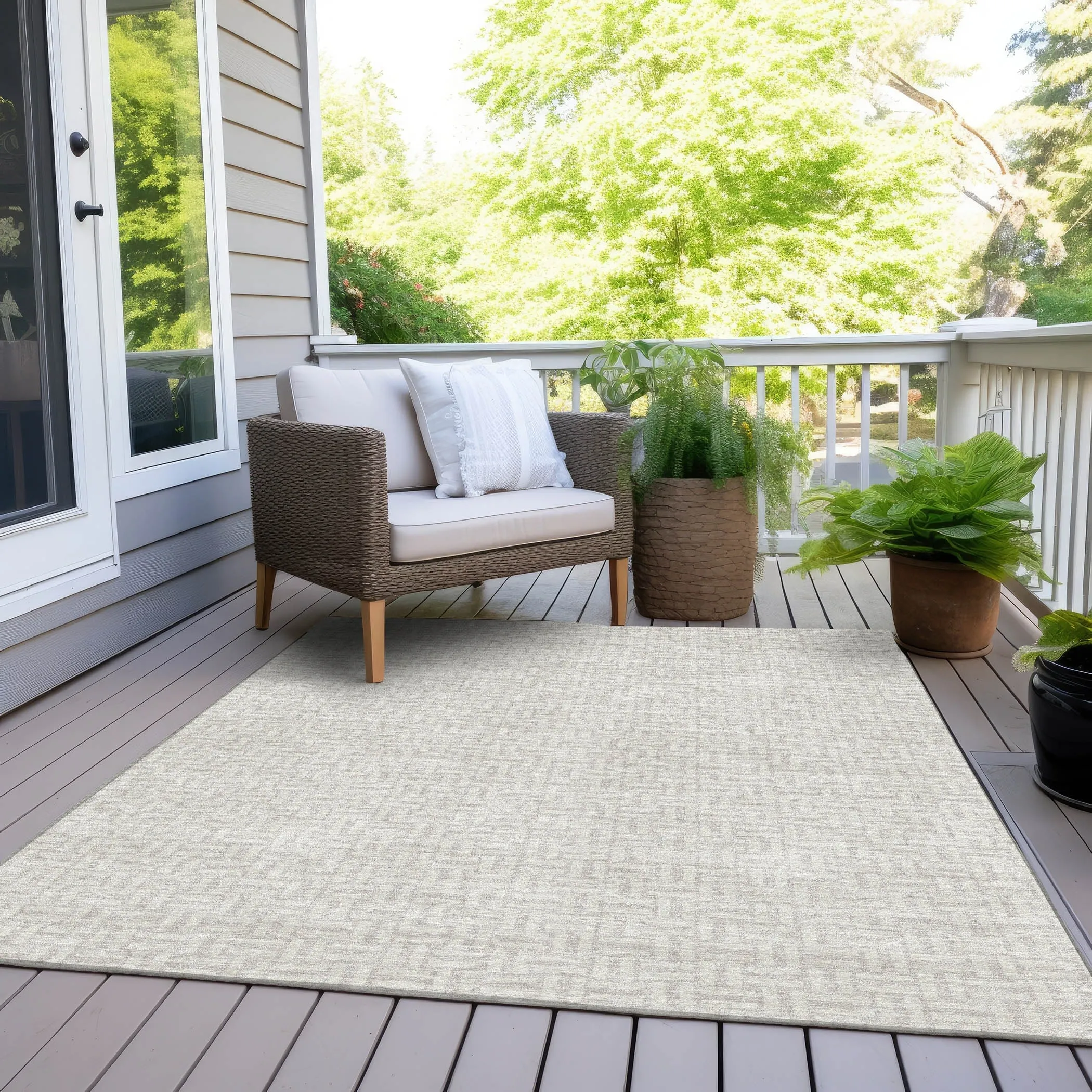 Machine Washable Indoor/ Outdoor Chantille Contemporary Casual Rug