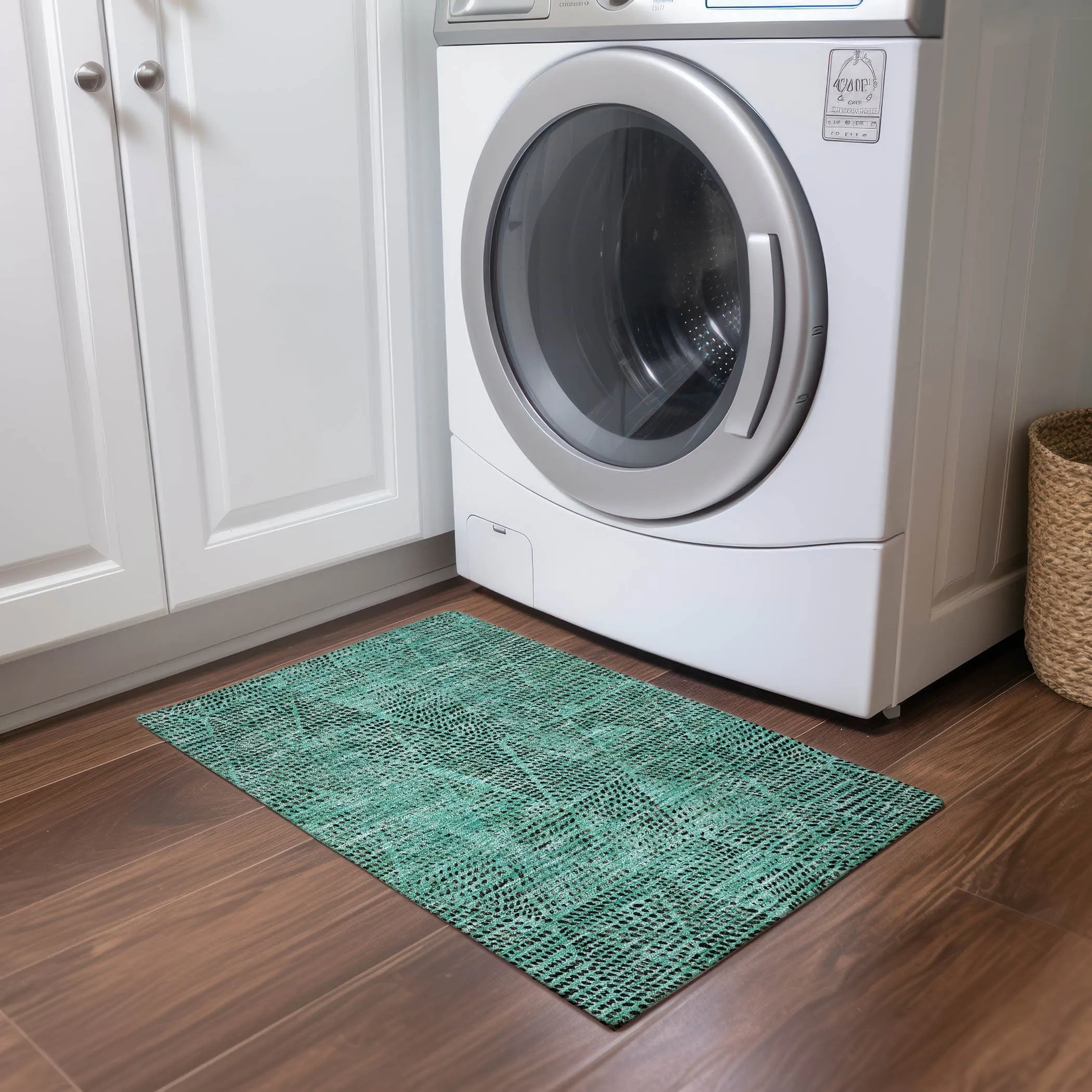 Machine Washable Indoor/ Outdoor Chantille Contemporary Diamonds Rug