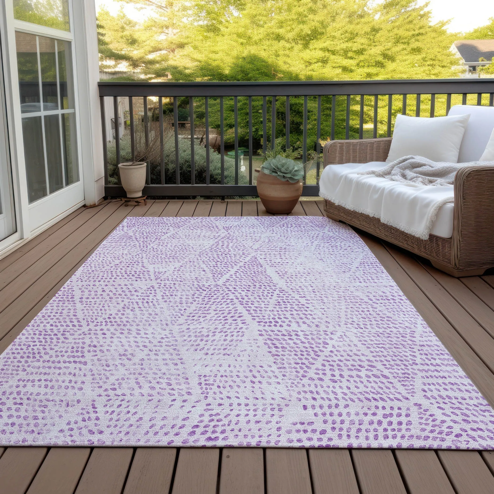 Machine Washable Indoor/ Outdoor Chantille Contemporary Diamonds Rug
